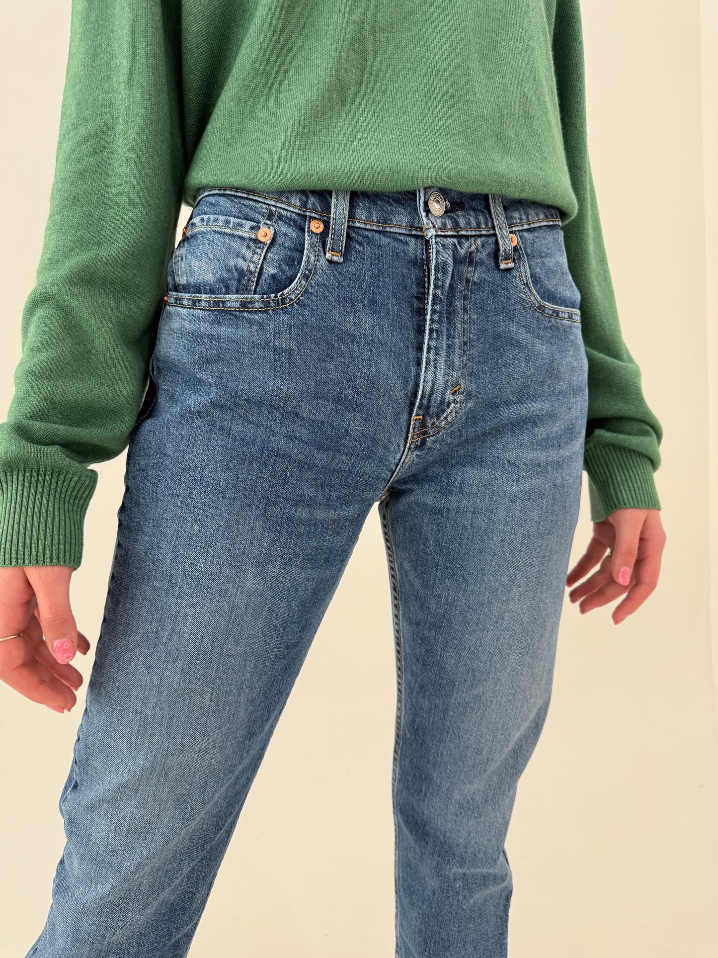 Jeans Levi’s 502 tall ușor modelatori ultra confort