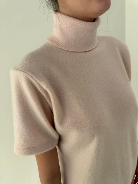 Top powder pink din cașmir