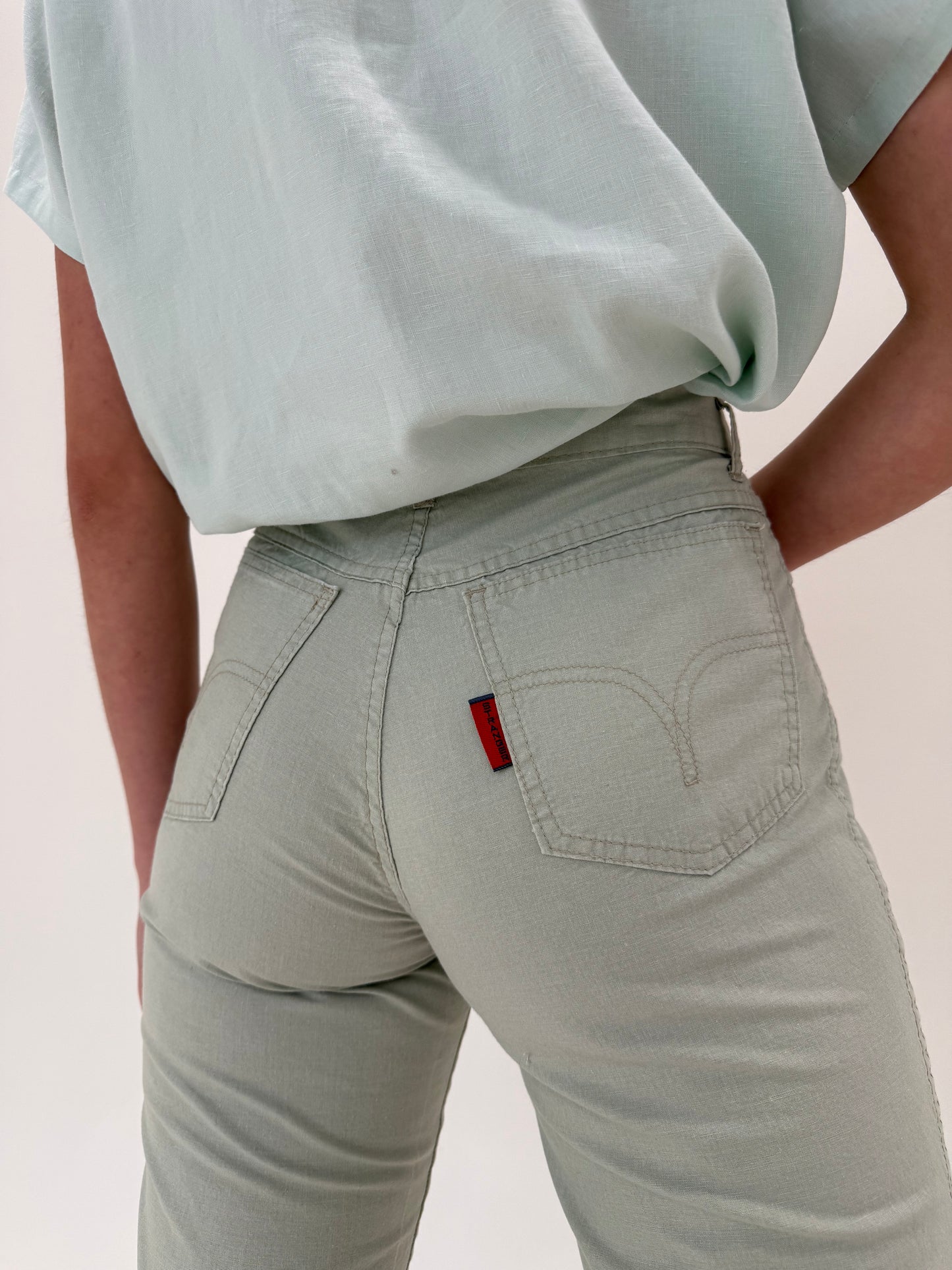 Pantaloni din pânză de in tall în croi de jeans dusty mint green