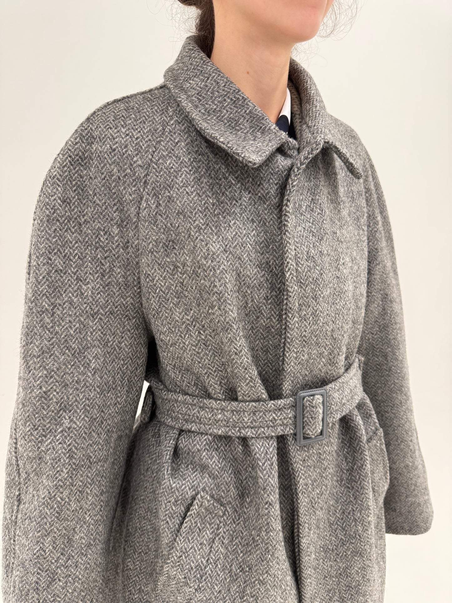 Palton italian din tweed gros de lana în nuanțe de gri cu cordon