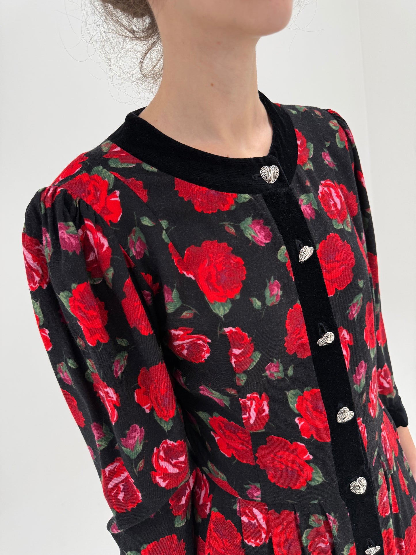 Rochie vintage în stil Dolce & Gabbana din lana extrafina cambrata