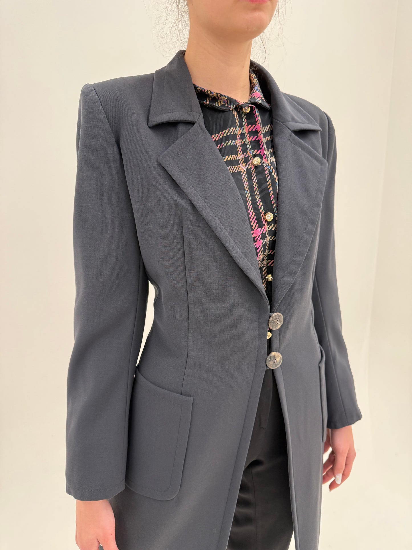 Pardesiu Yves Saint Laurent vintage de primăvară din lână ultra fină
lightweight