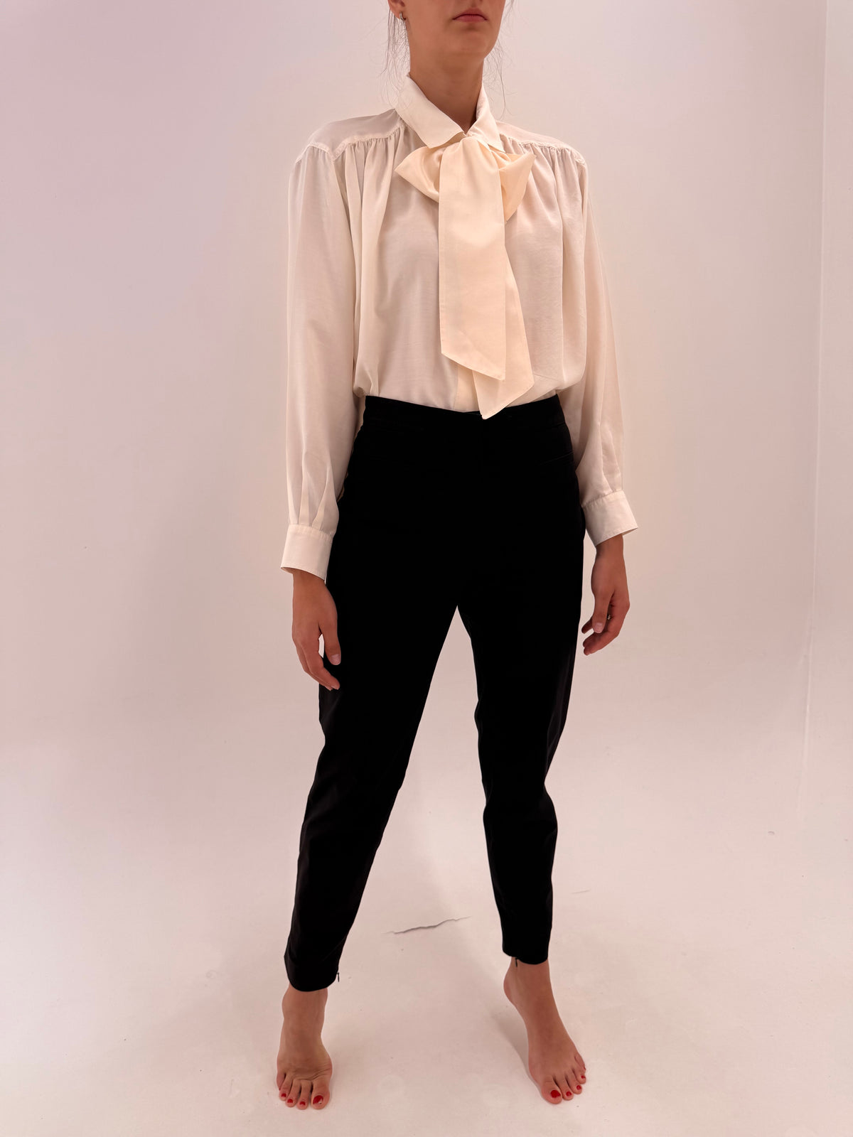 Pantaloni business tall Max Mara negri în croi clasic ultra confort