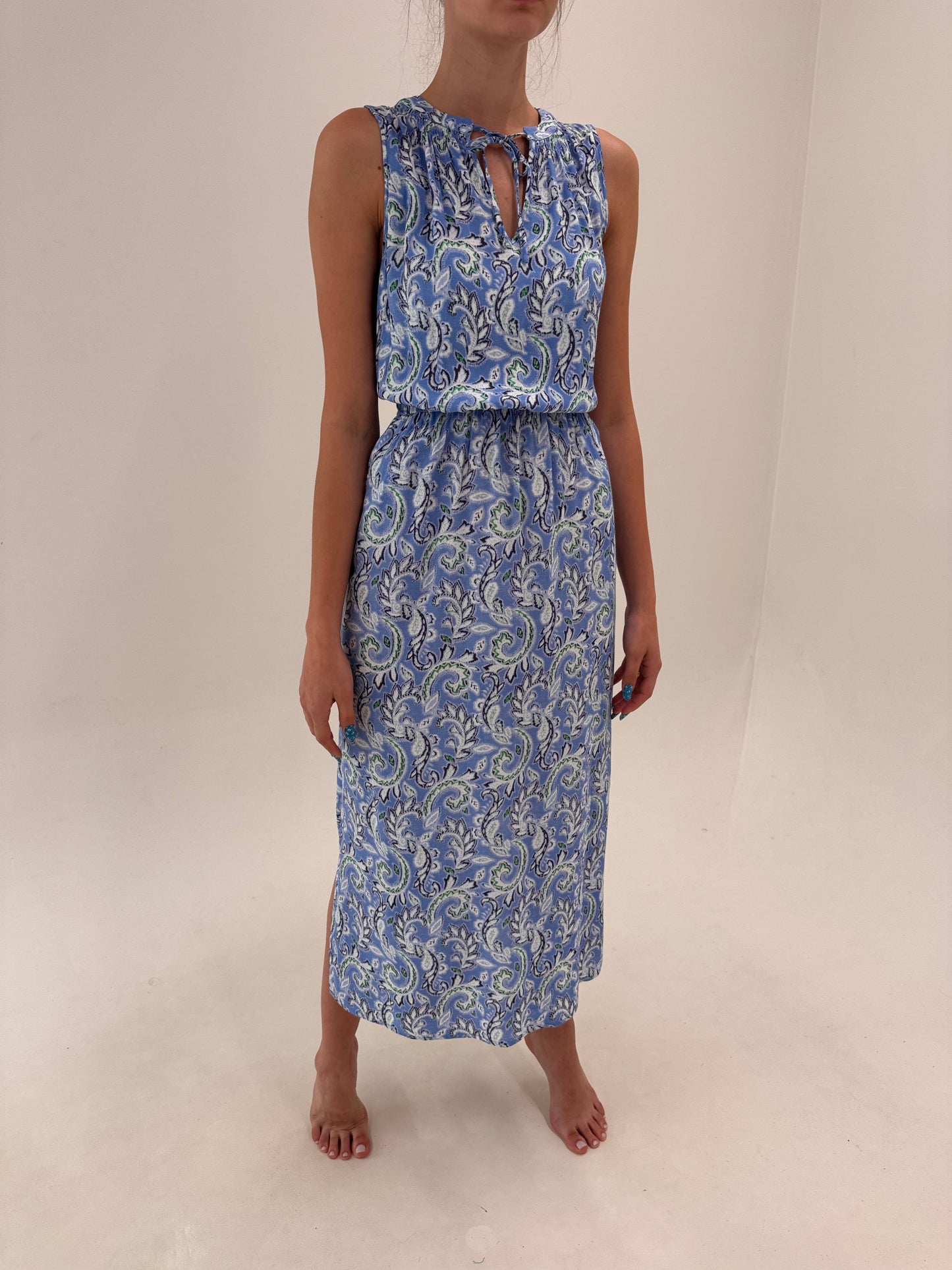 Rochie vaporoasă cu print paisley stilizat și talie ultra înaltă elastică baby blue