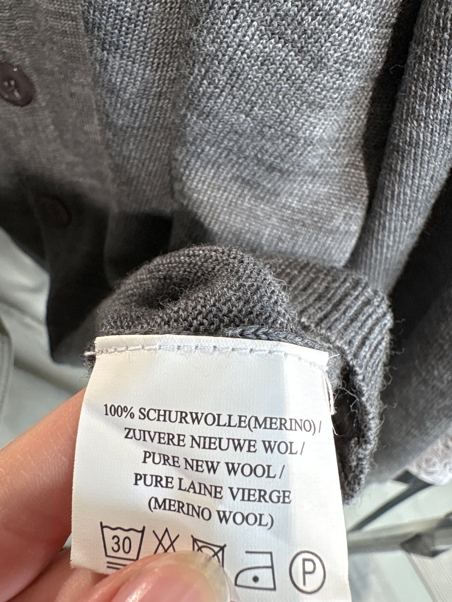 Cardigan din lana merino extrafina extrafina de gramaj mare
