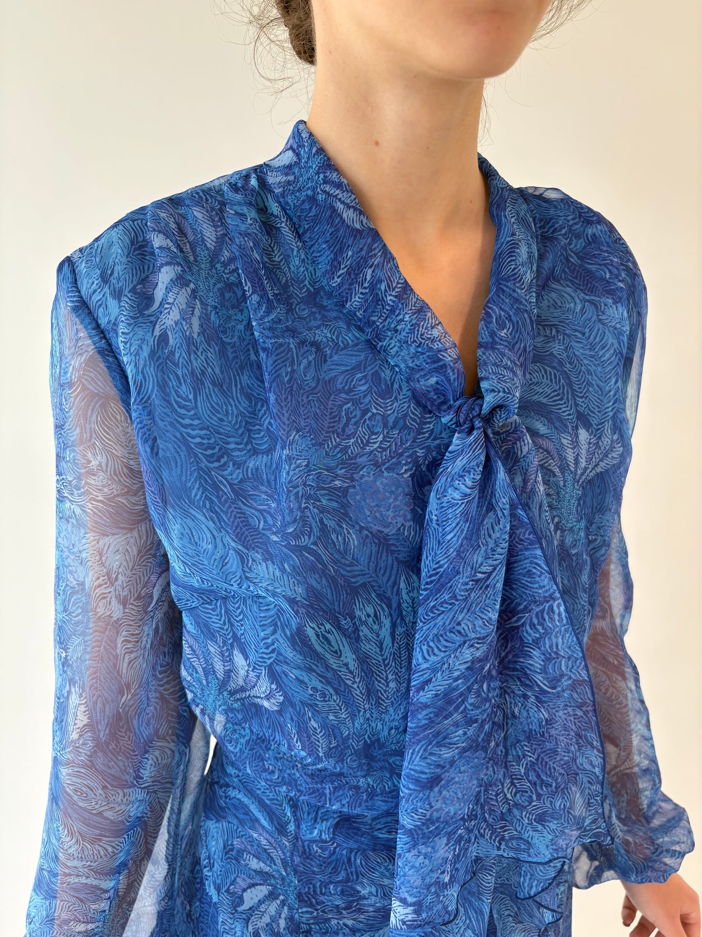 Rochie old vintage anii 70 tie neck în nuanțe superbe de albastru