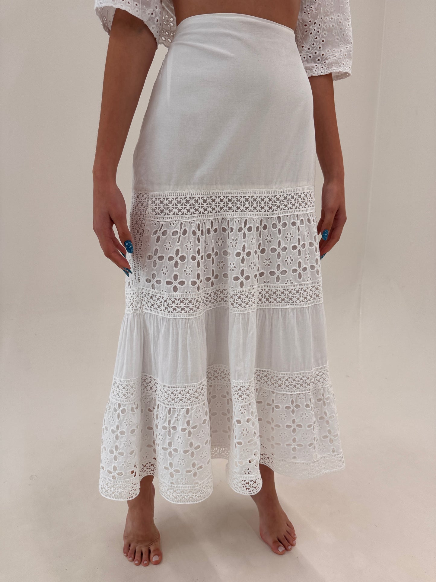 Fustă maxi ultra confort cu inserții de macrame și broderie anglaise din bumbac premium