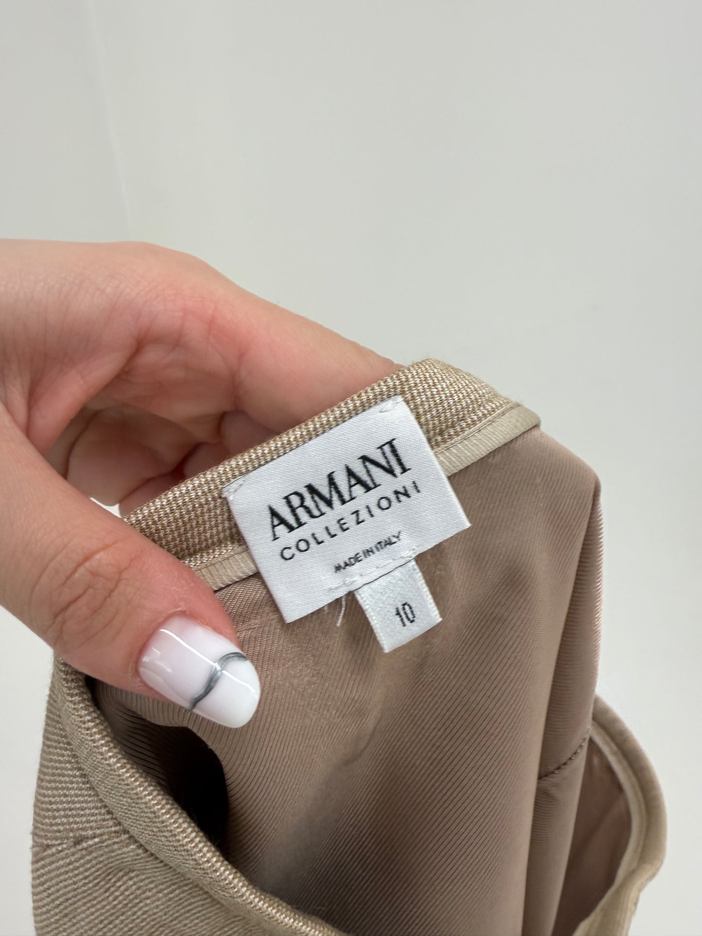 Fustă light camel Armani slit skirt din stofita de primăvară
