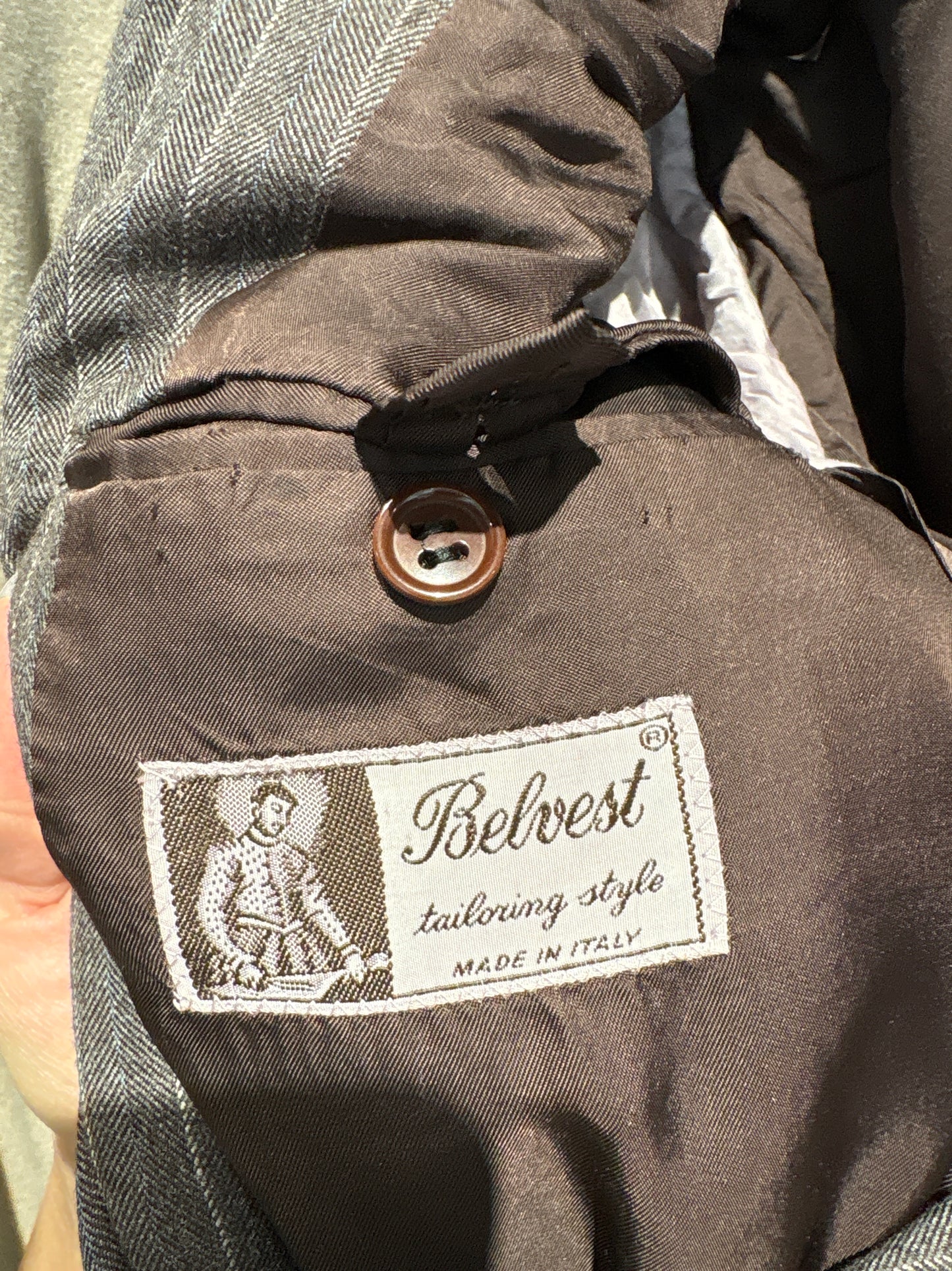 Costum high end italian din stofă luxury Cerutti taupe plină cu dungi fine verticale