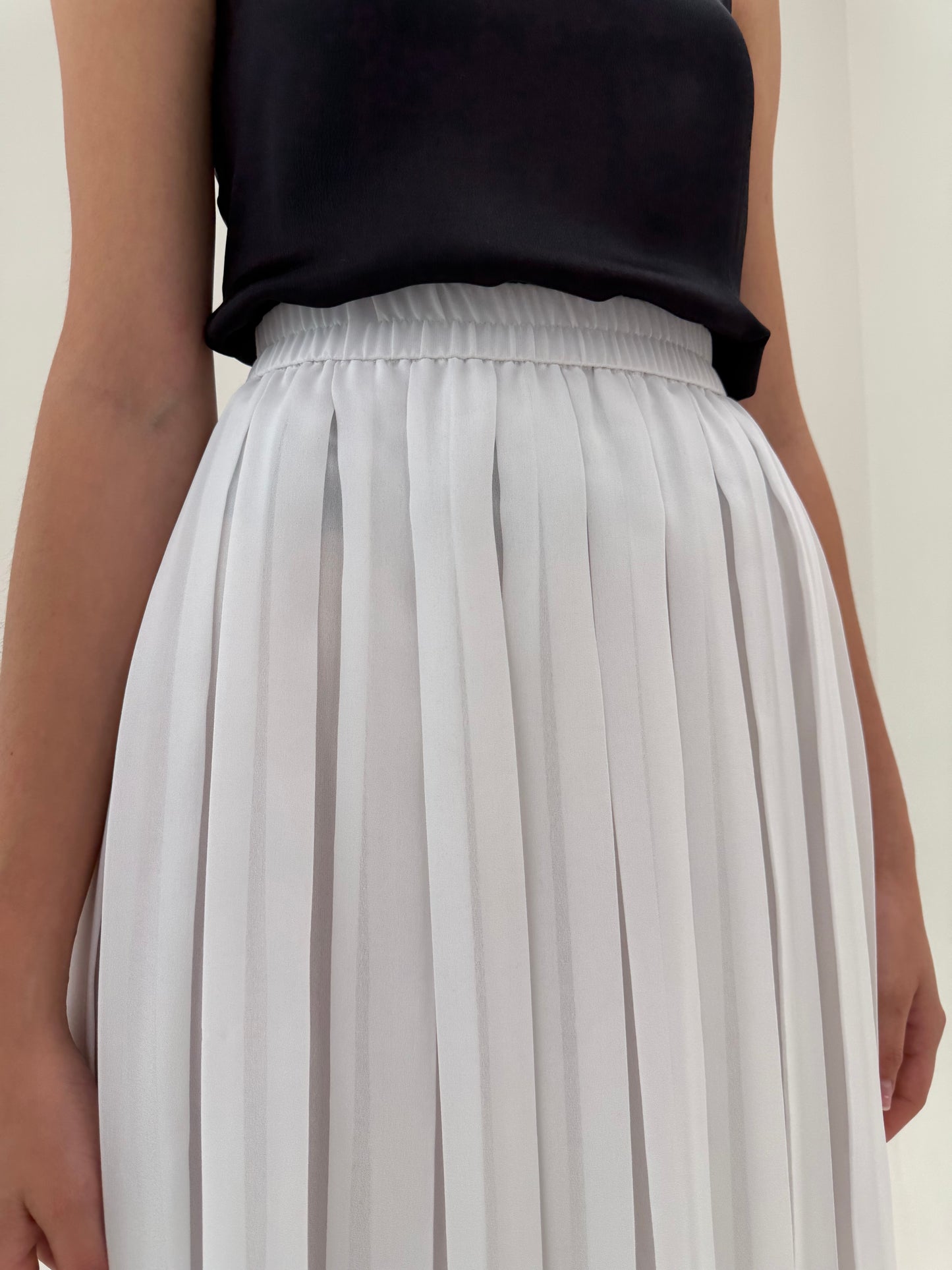 Fustă plisată off white midi cu talie ultra înaltă