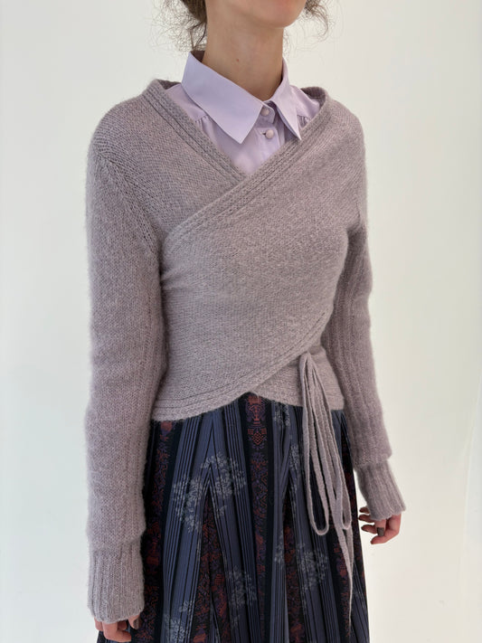 Cardigan din baby mohair dusty lavender petrecut și cambrat