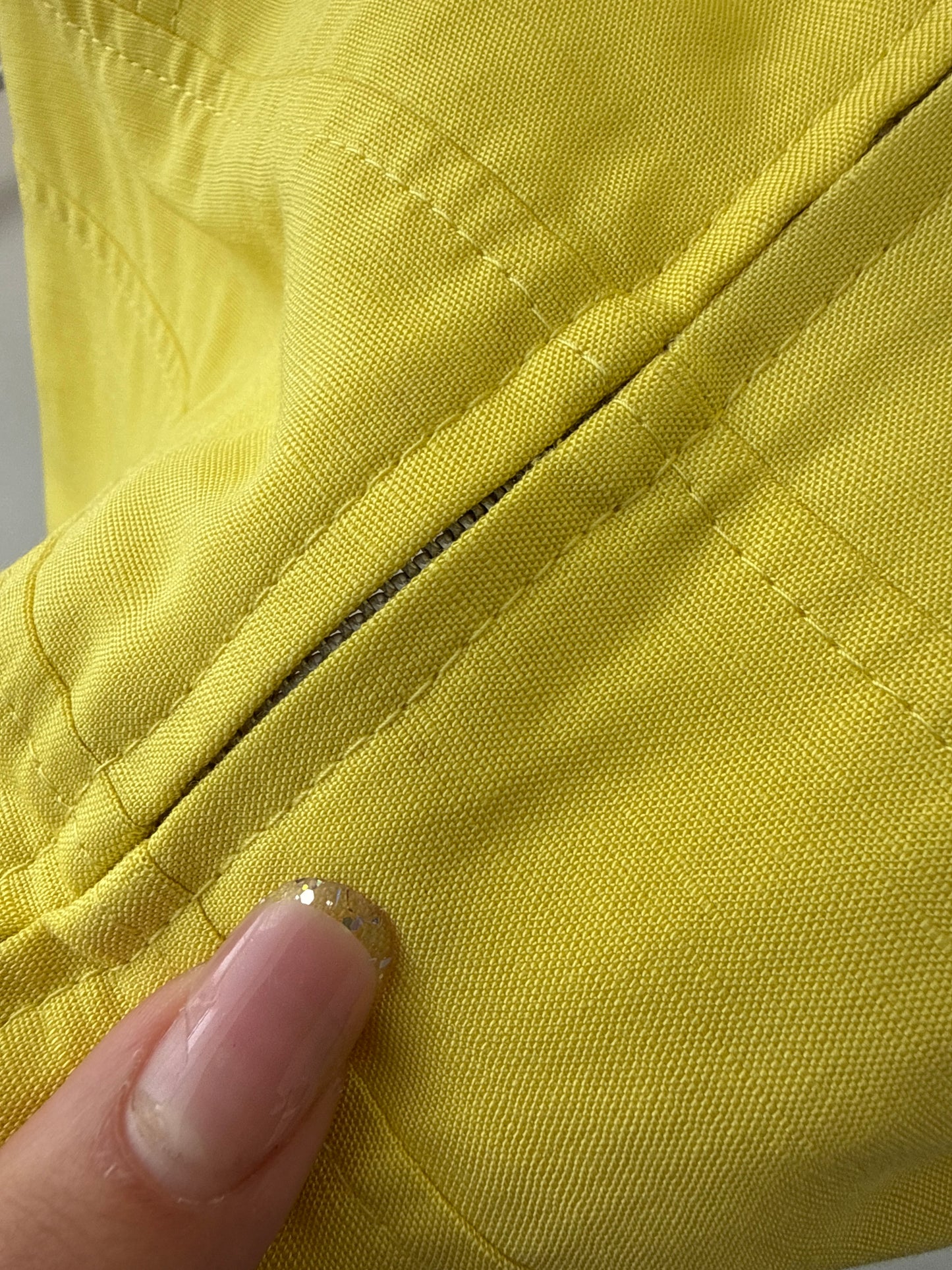 Jacheta cambrata Madeleine lemon yellow din pânză de in și vascoza