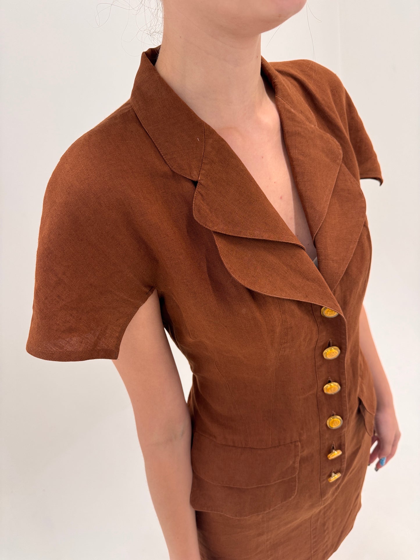 Rochie Fendi vintage în croi chic din in excepțional caramel brown