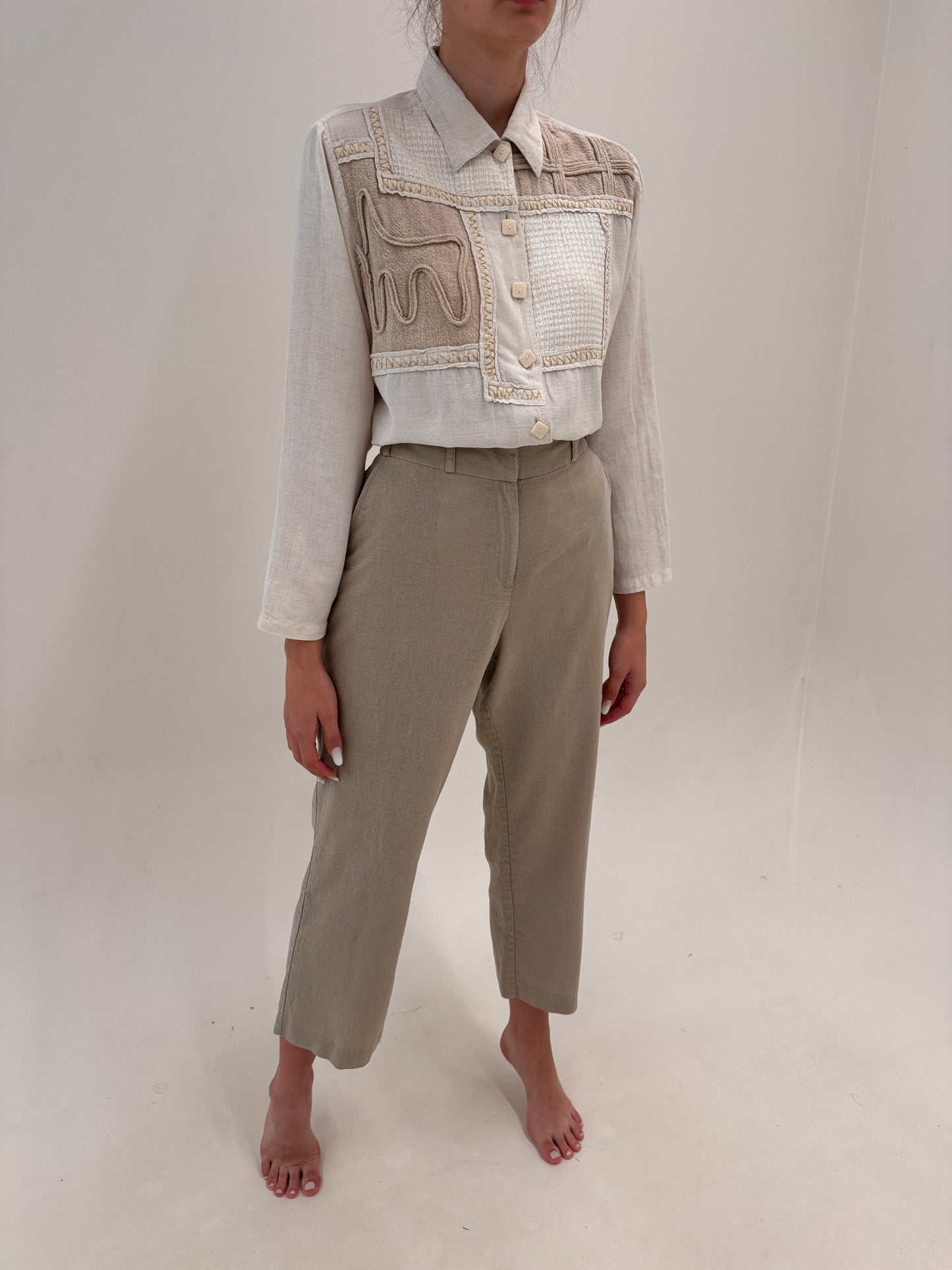Pantaloni sand nude cu talie ultra înaltă din pânză de in și vascoza
