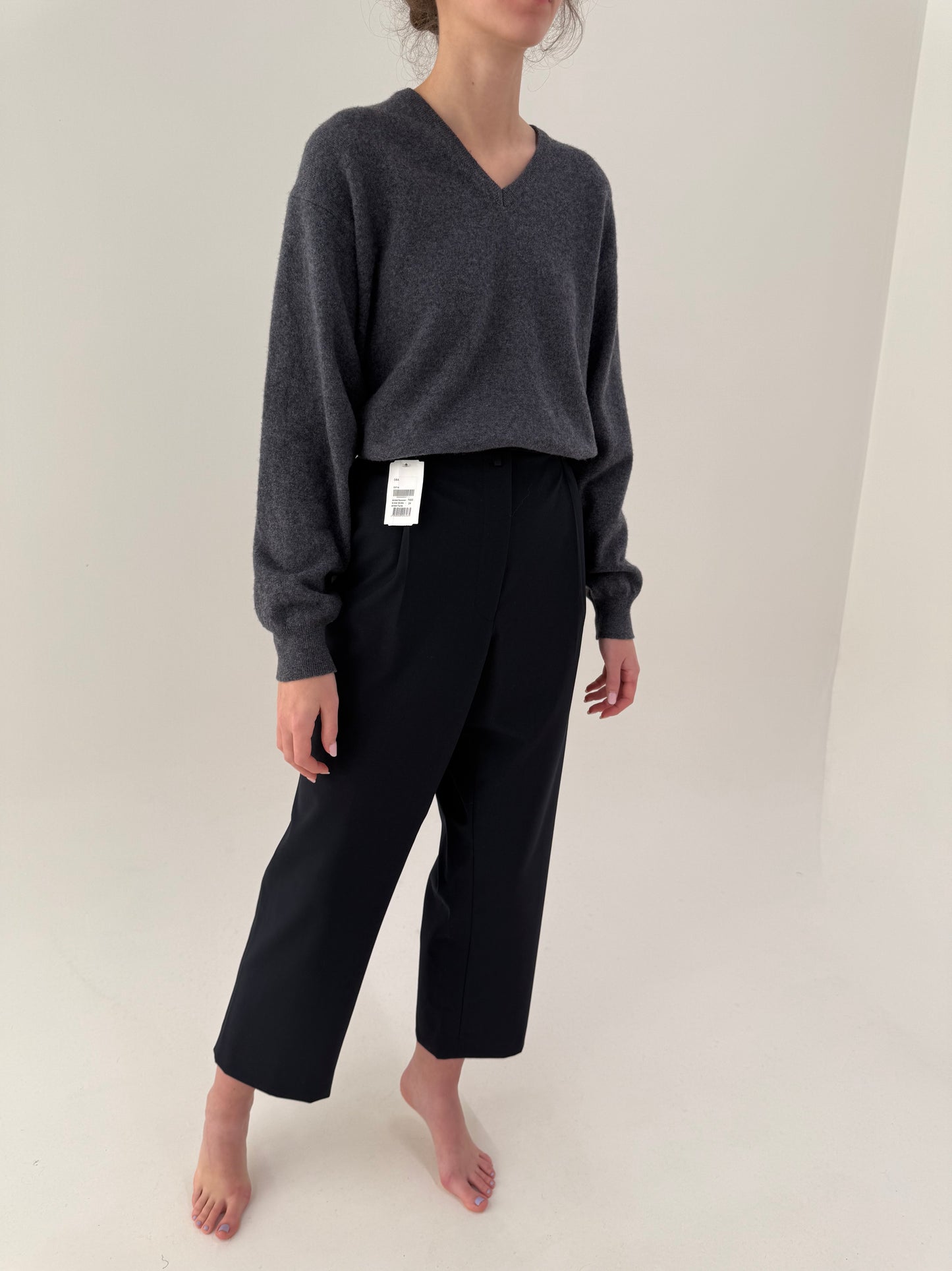 Pantaloni Navy noi cu etichetă din lana plină cu talie înaltă și pense