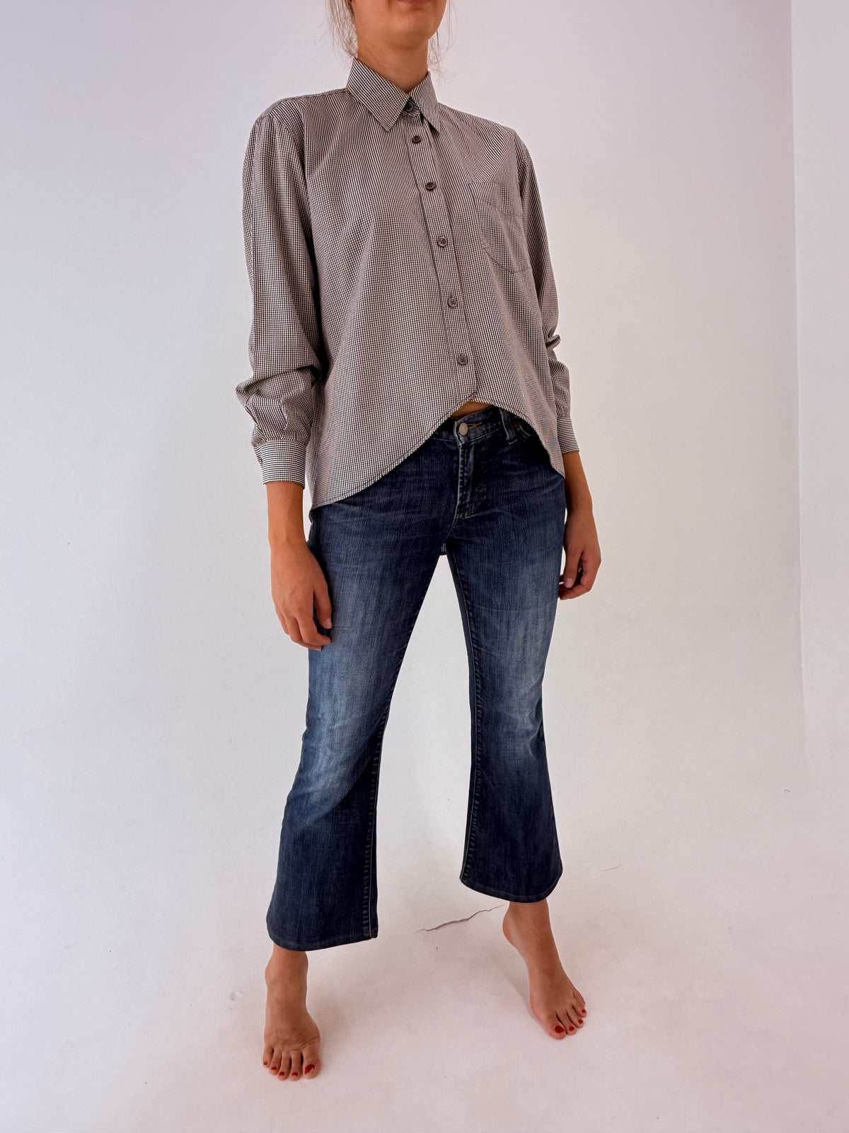 Jeans Levi’s bootcut vintage clasic wash in croi super revenit în trend