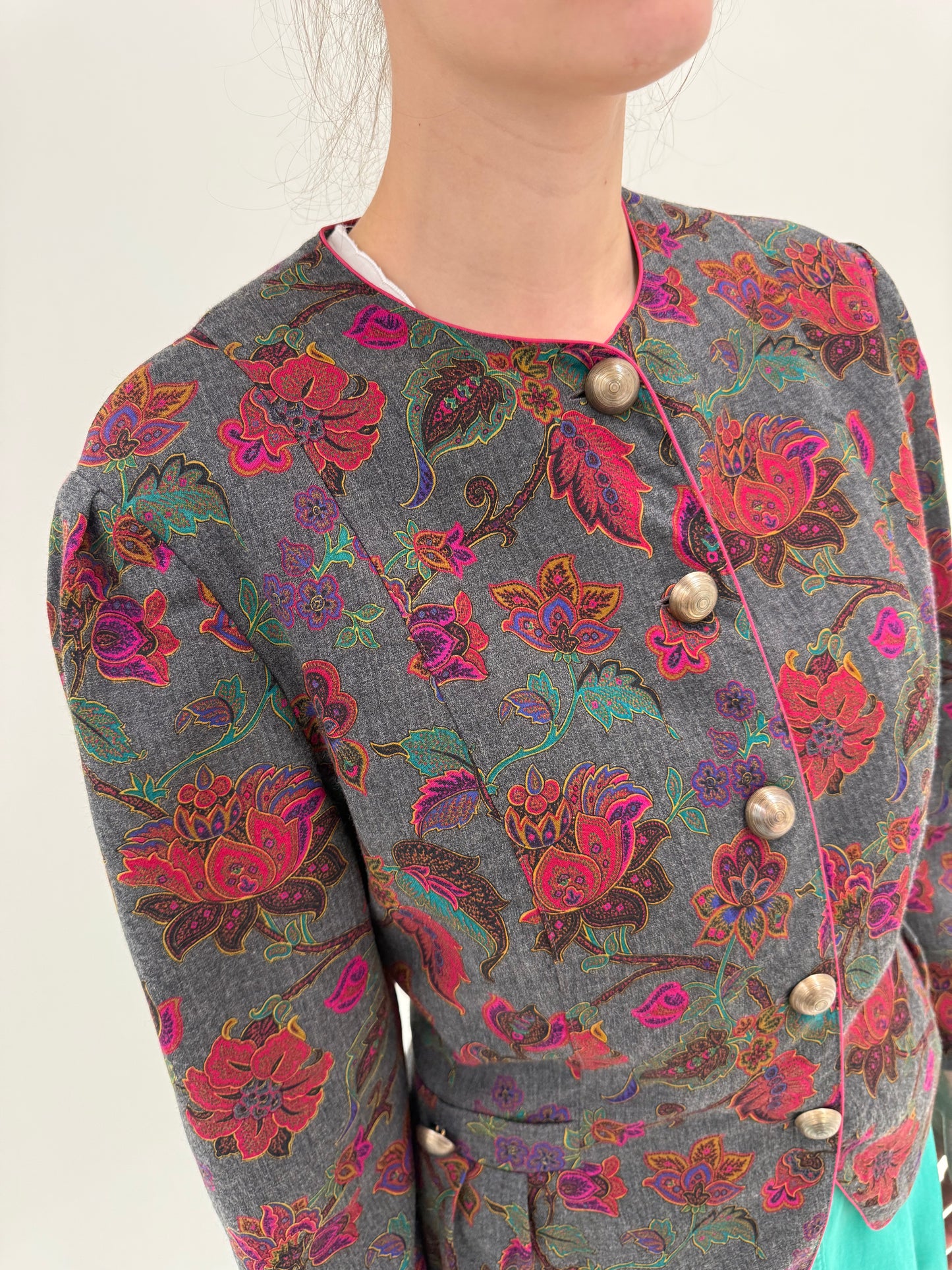 Sacou vintage petite cu print floral delicat din stofita lightweight