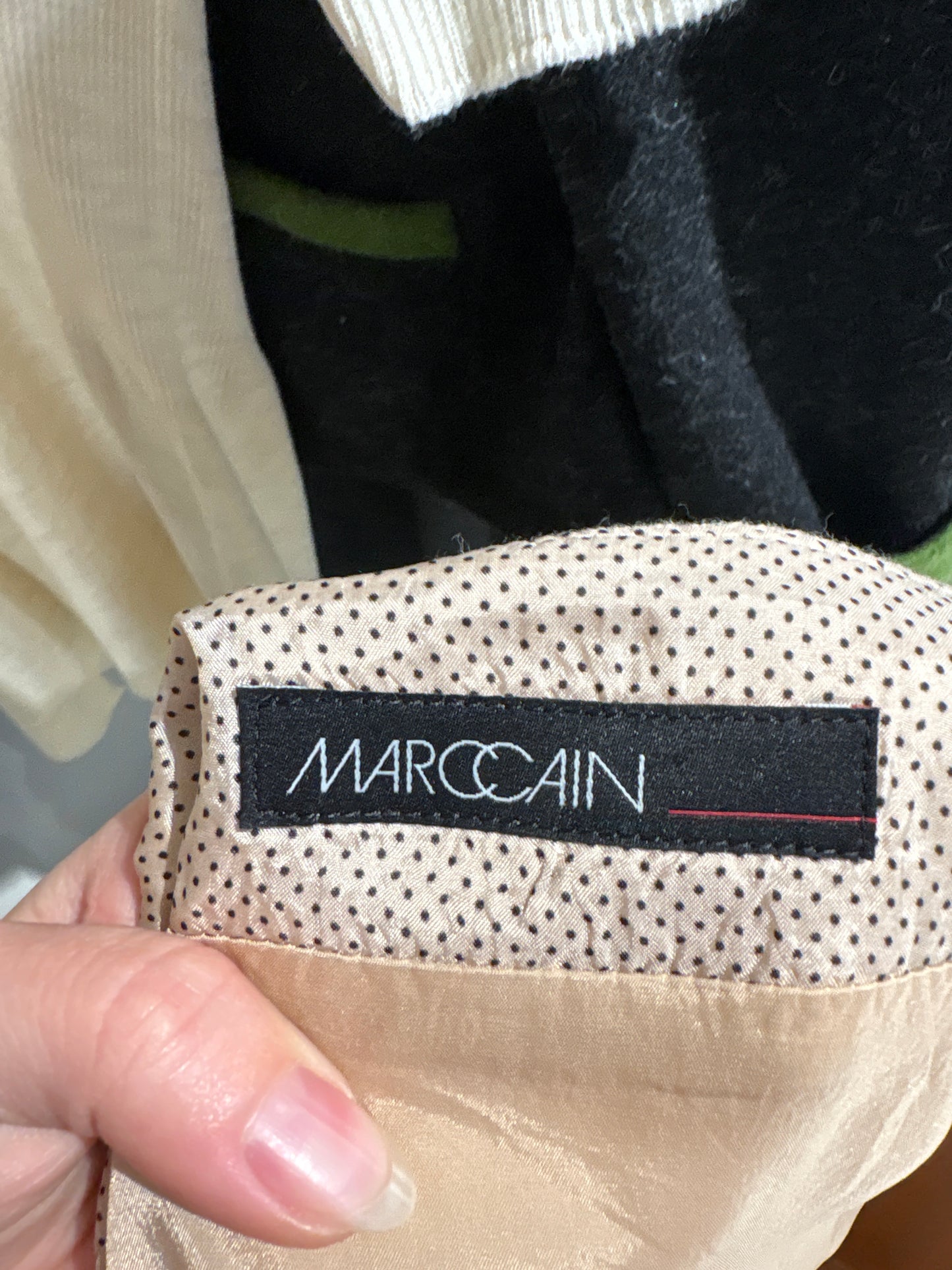 Fustă de brand luxury Marc Cain ivoire cu buline din lana excepțională