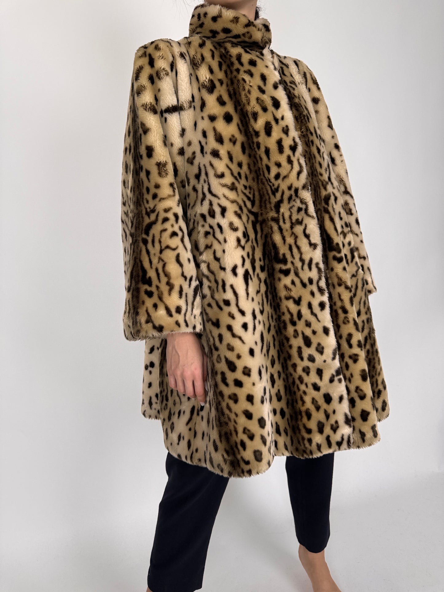 Teddy coat premium italian animal print în croi amplu