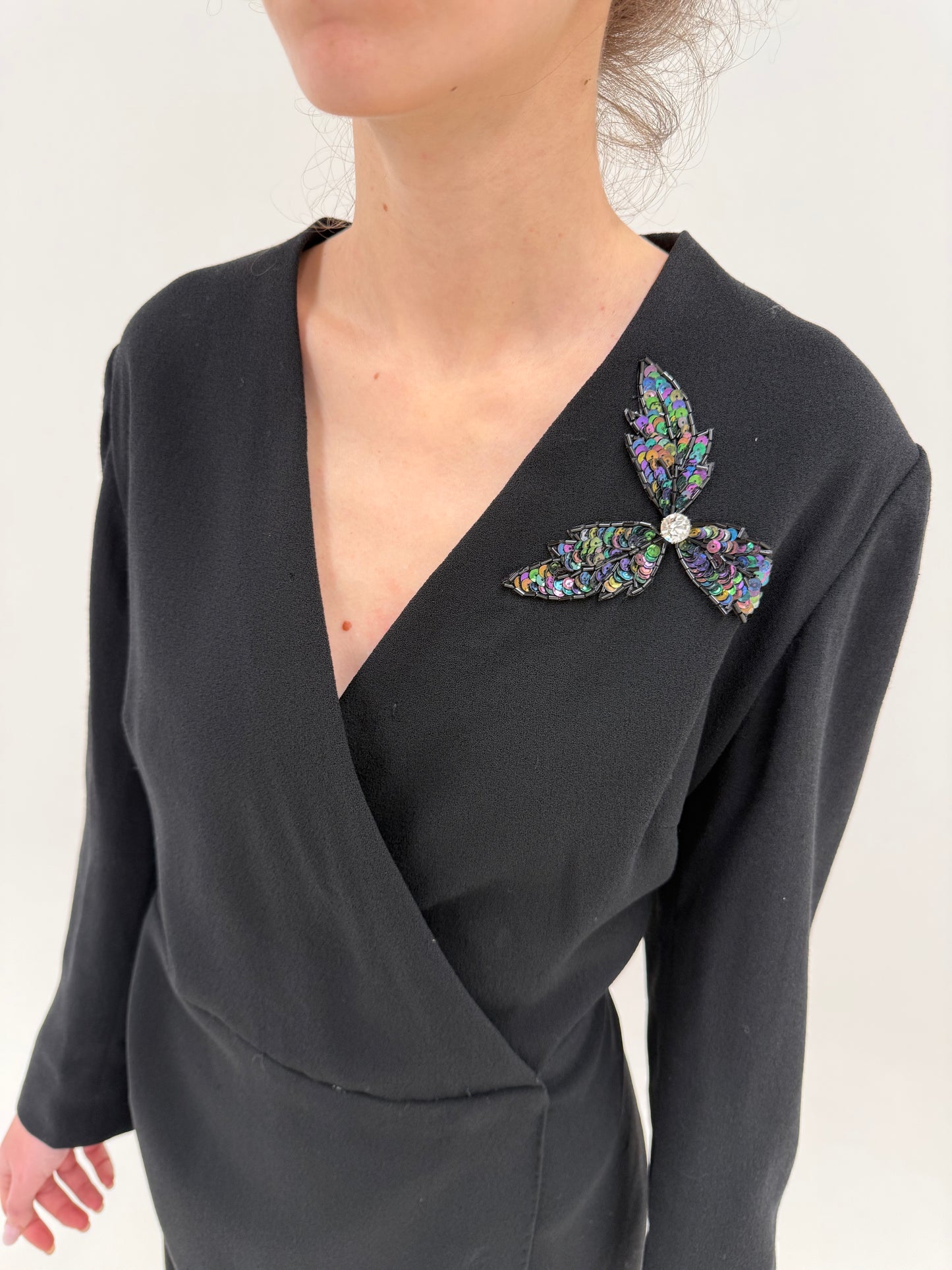 LBD vintage petrecută cu aplicații din worsted wool extrafin