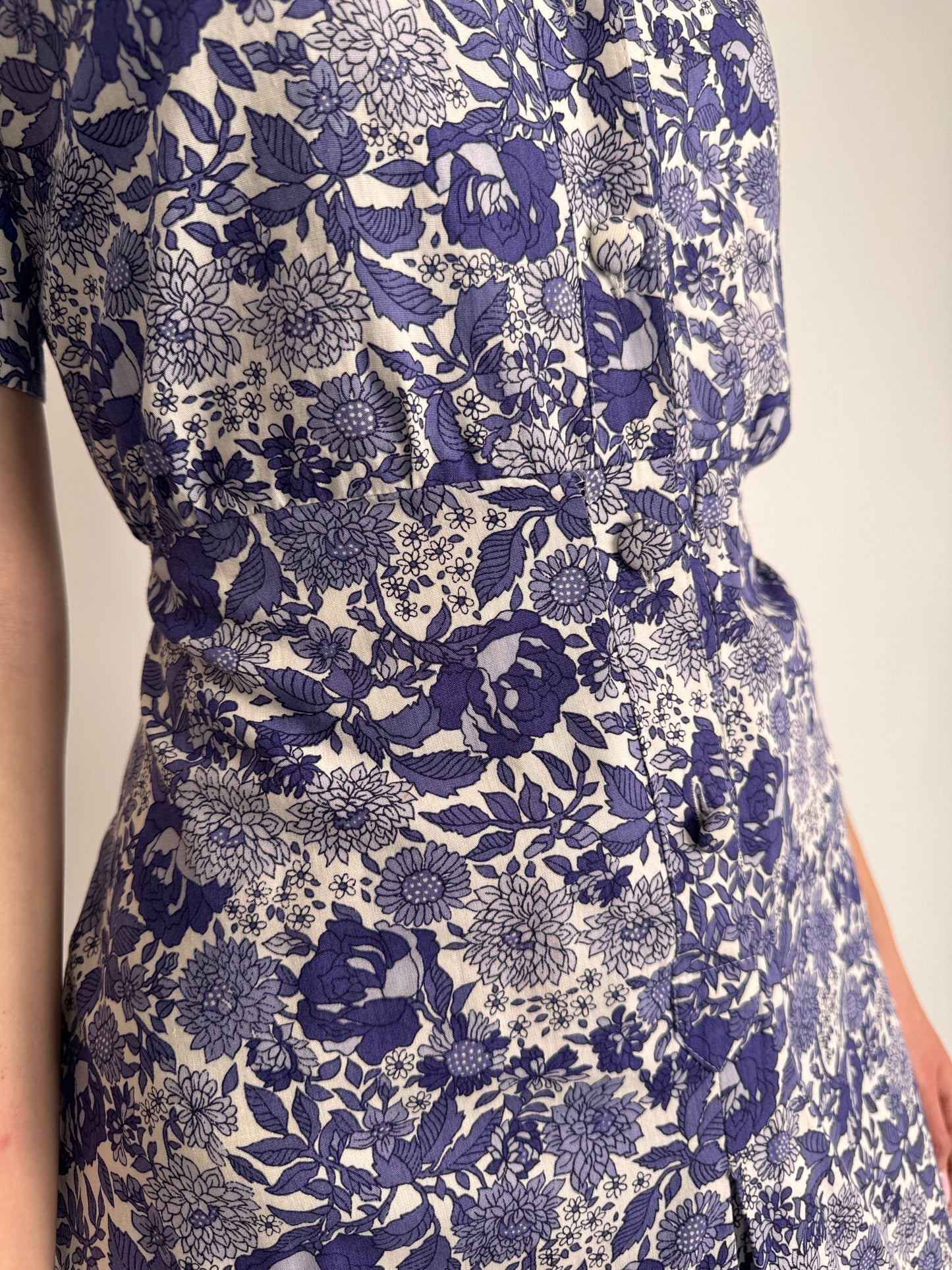 Rochie vintage italiană  cu print superb din pânză extrafina