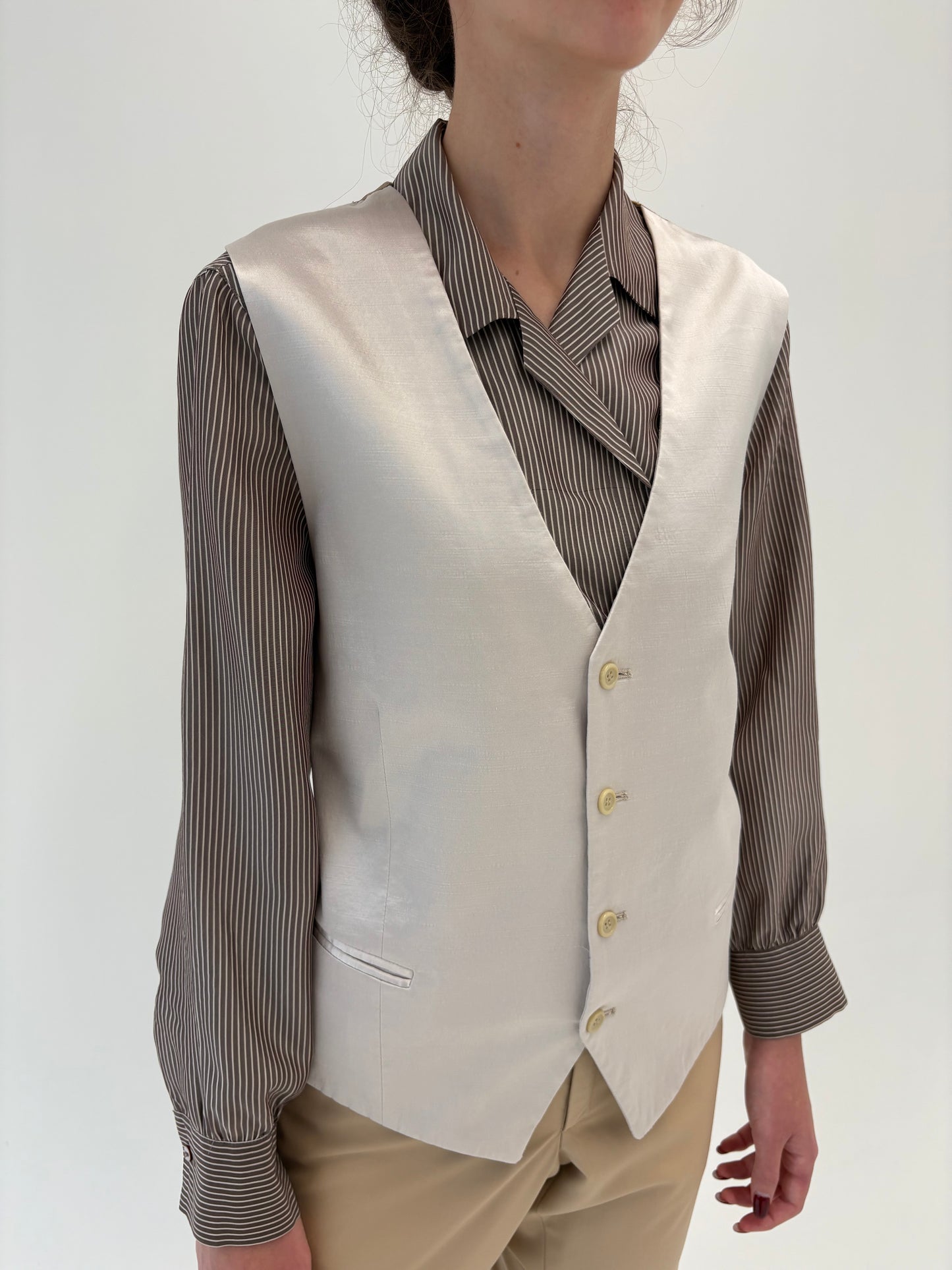 Set sacou + vestă din stofă satinata off white din mix de mătase naturală