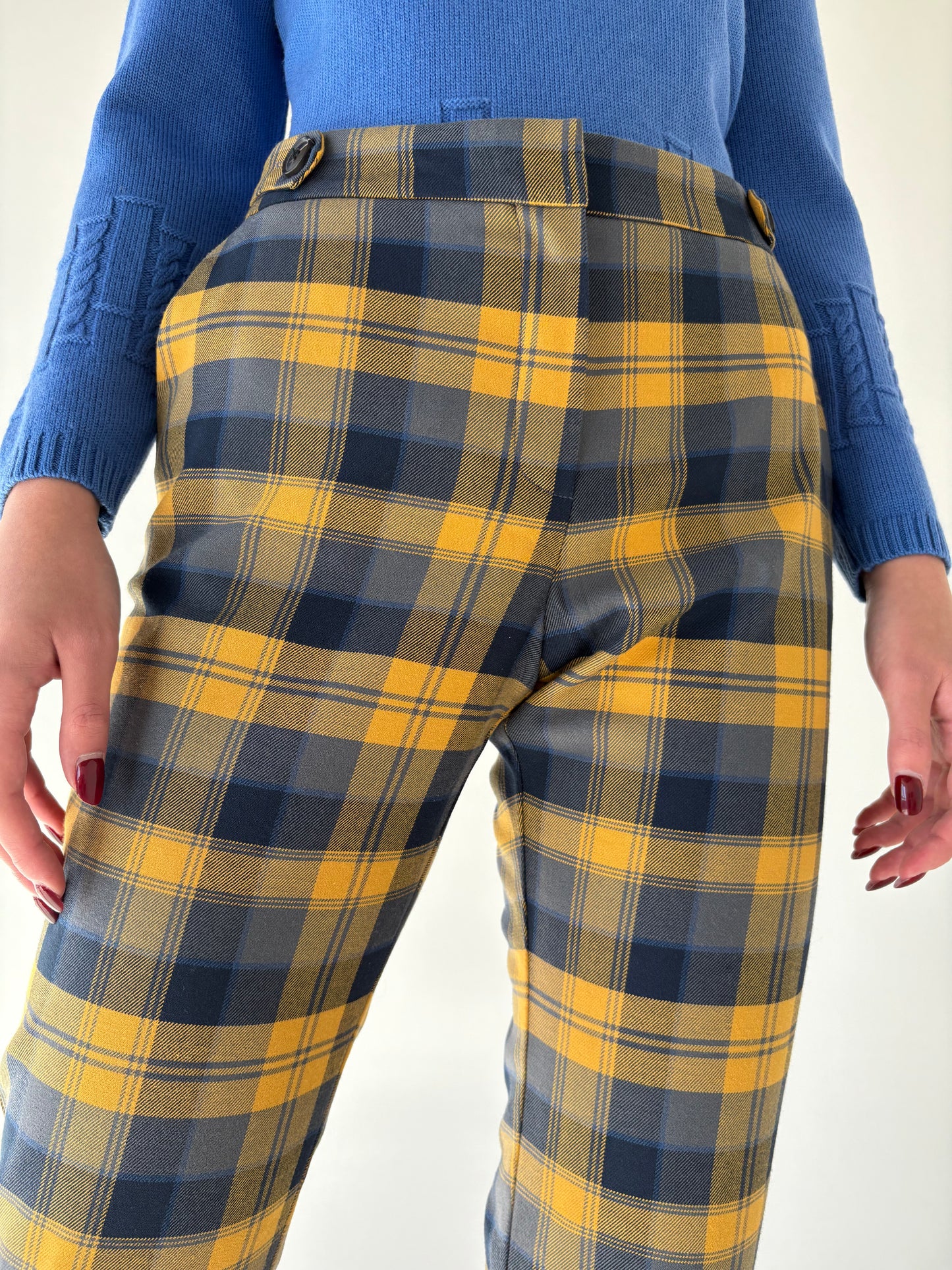 Pantaloni în carouri cu manșetă din stofita modelatoare din mix de lana extrafina