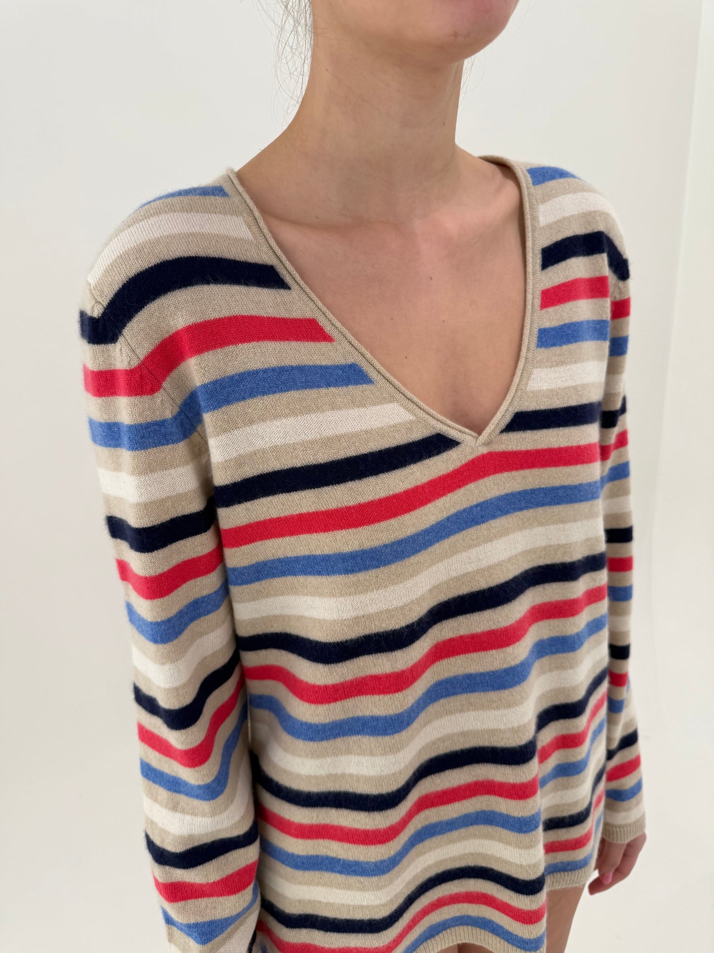 Puloveras din cașmir în dungi