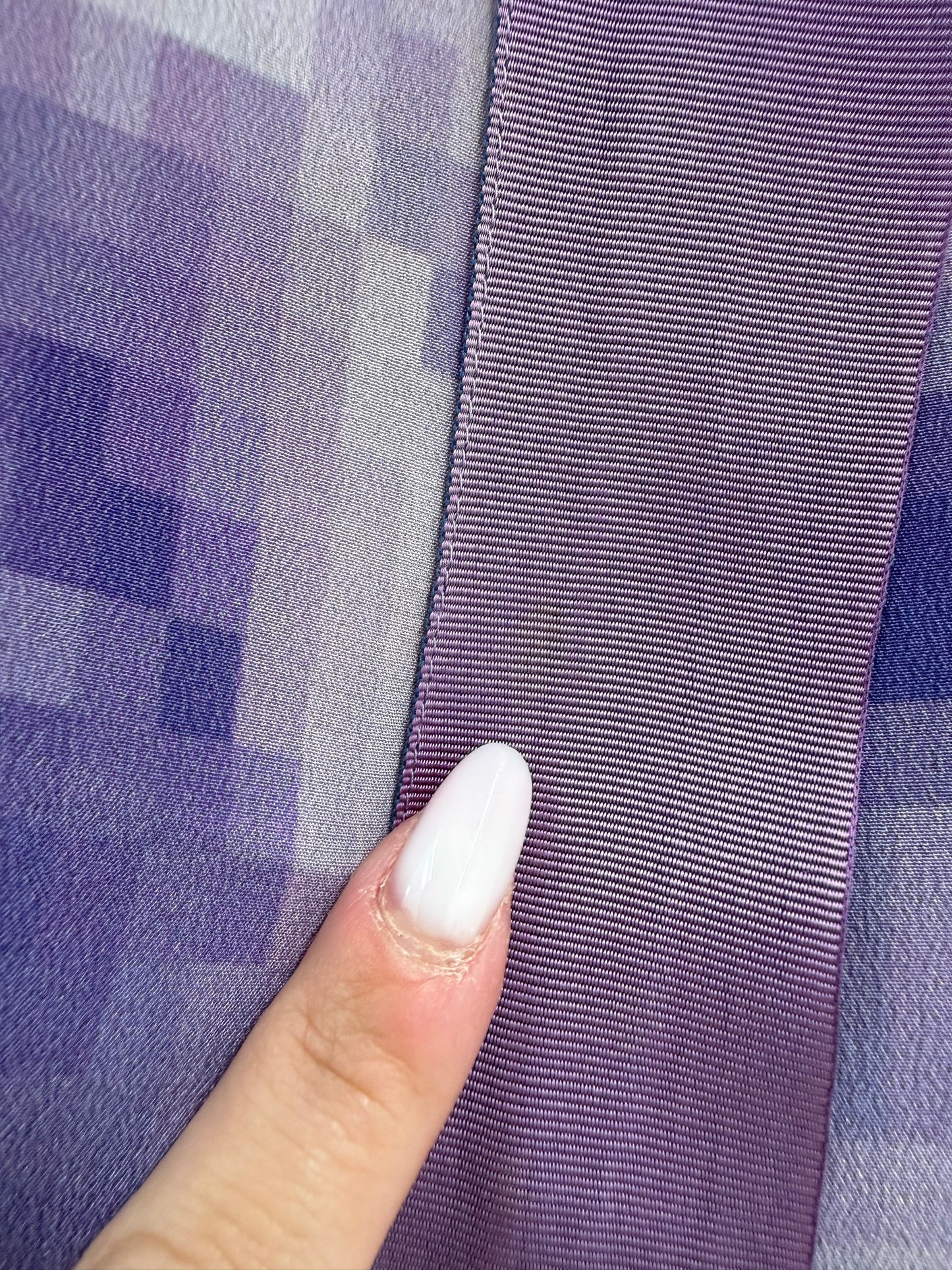 Rochie Max Mara din mătase naturală în croi chic atemporal
