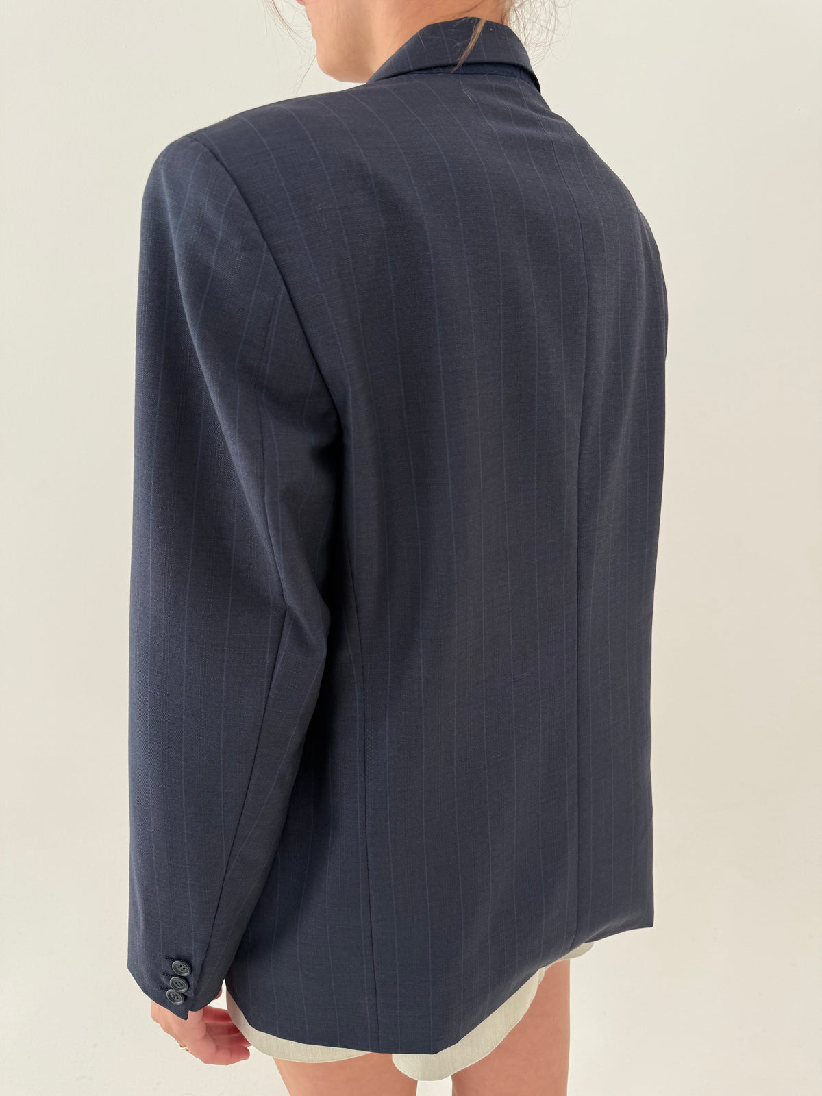 Sacou Valentino navy din lana extrafina cu dungi verticale