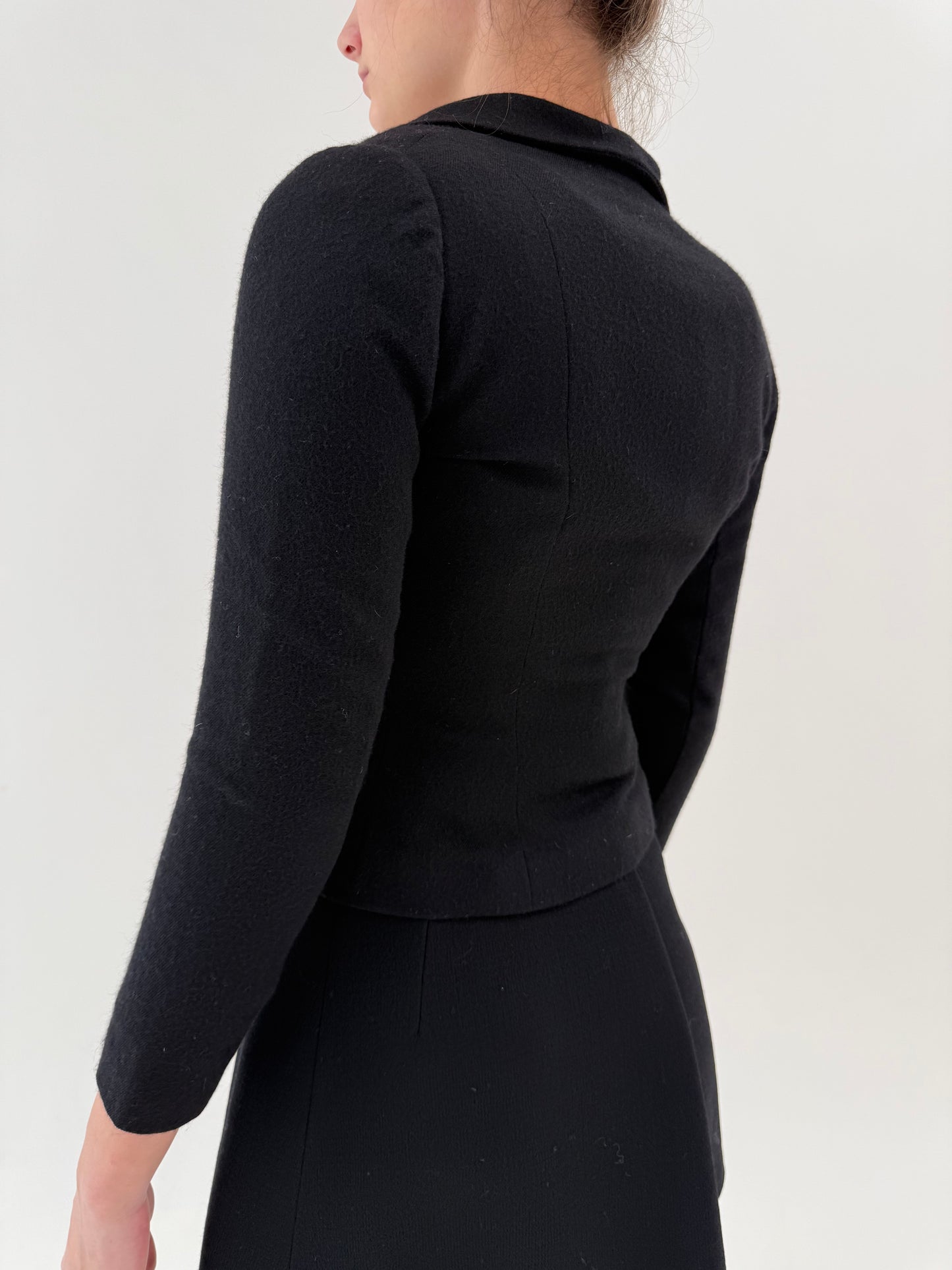 Sacou negru vintage ultra cambrat din lanita de extrafina