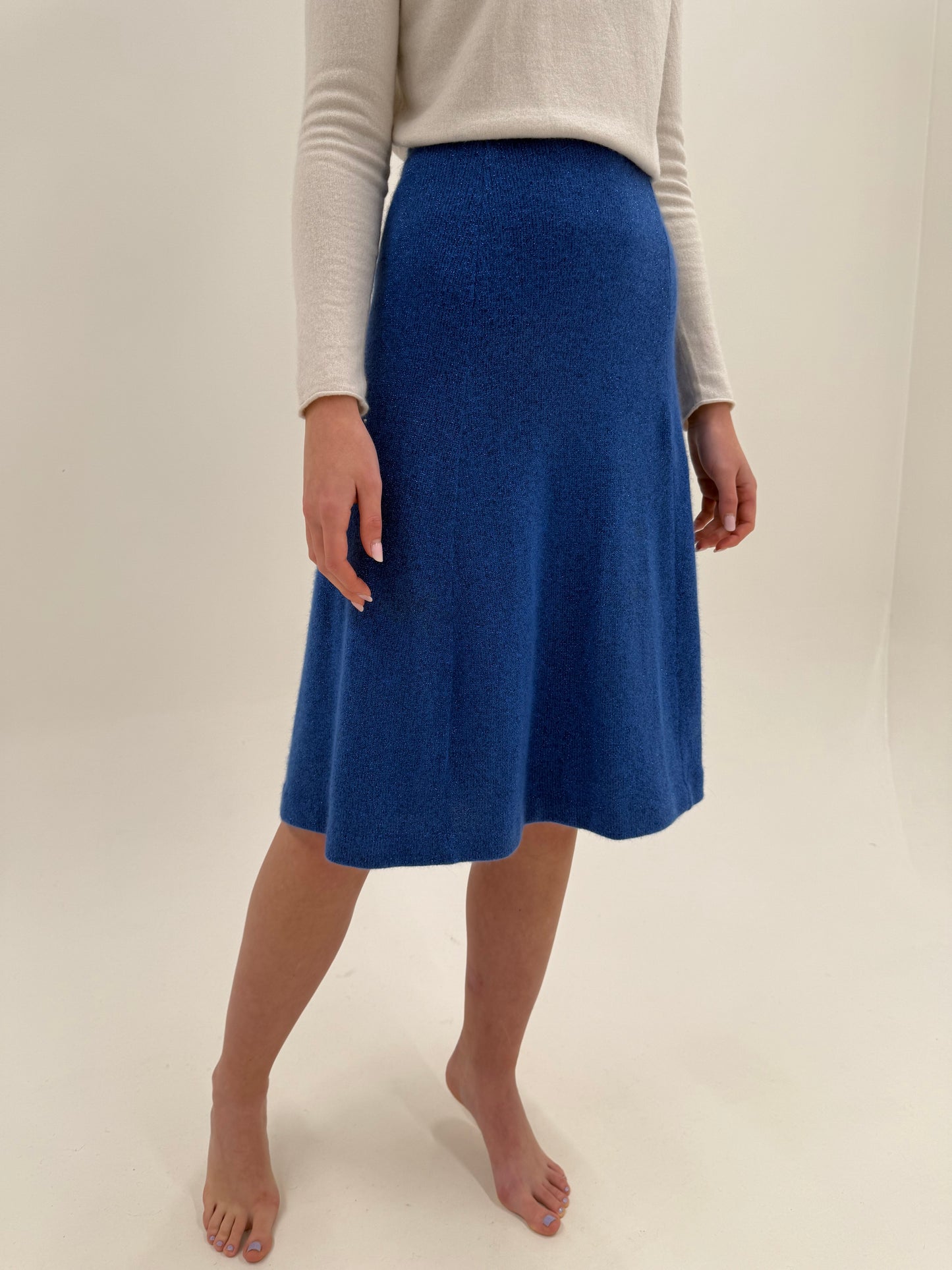 Fustă midi din tricot prețios de lana extrafina multiply și lurex delicat