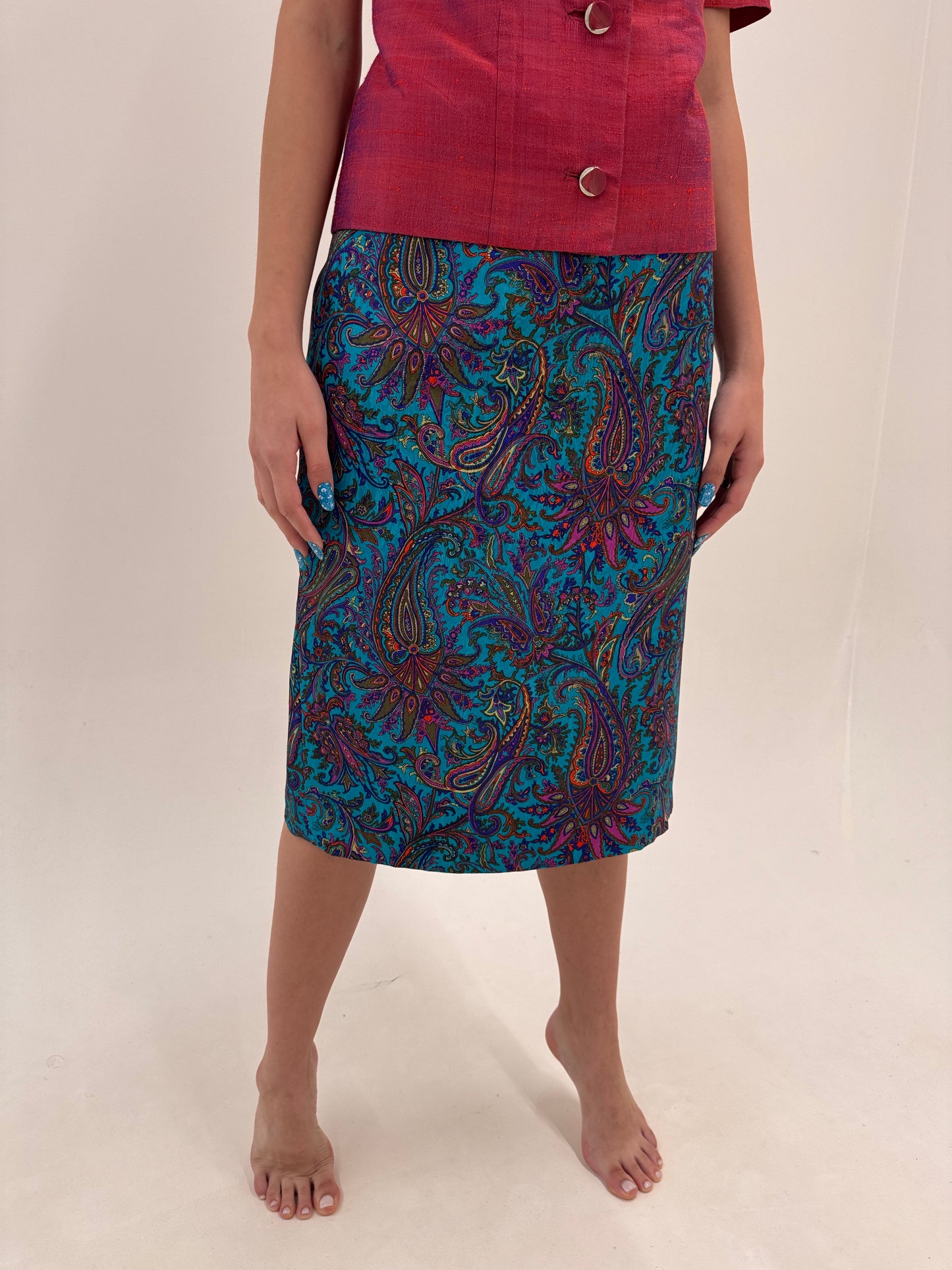Fustă din mătase naturală cu print paisley și culori tari superbe