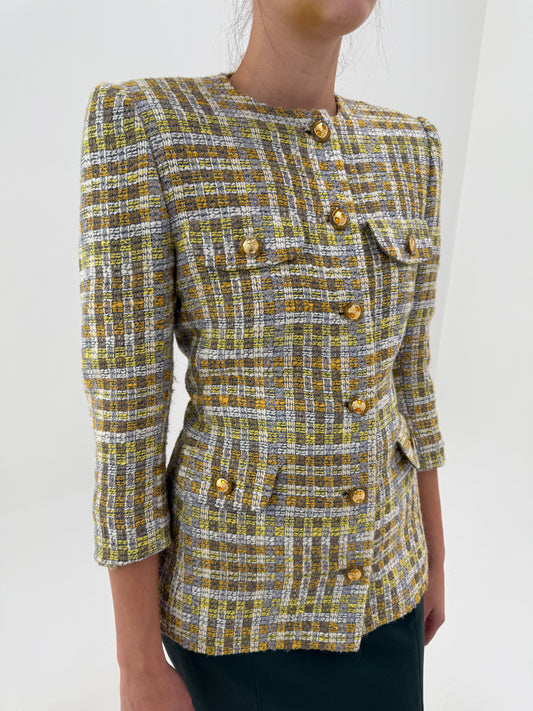 Sacou petite în stil Chanel din tweed superb de lana cu nasturi bijuterie