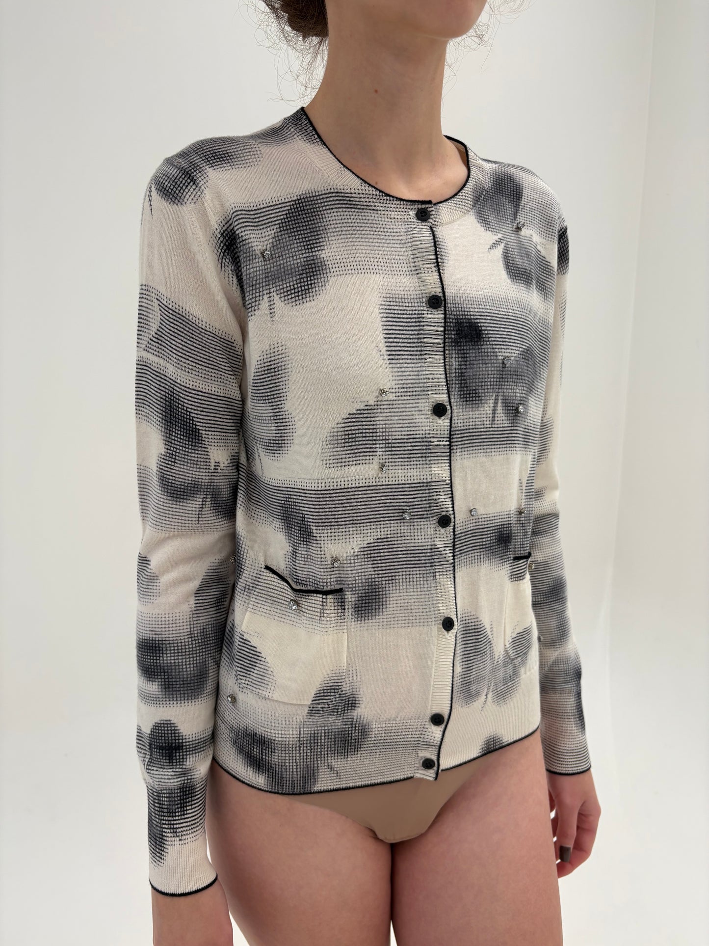 Cardigan Escada din lana extrafina cu aplicații manuale