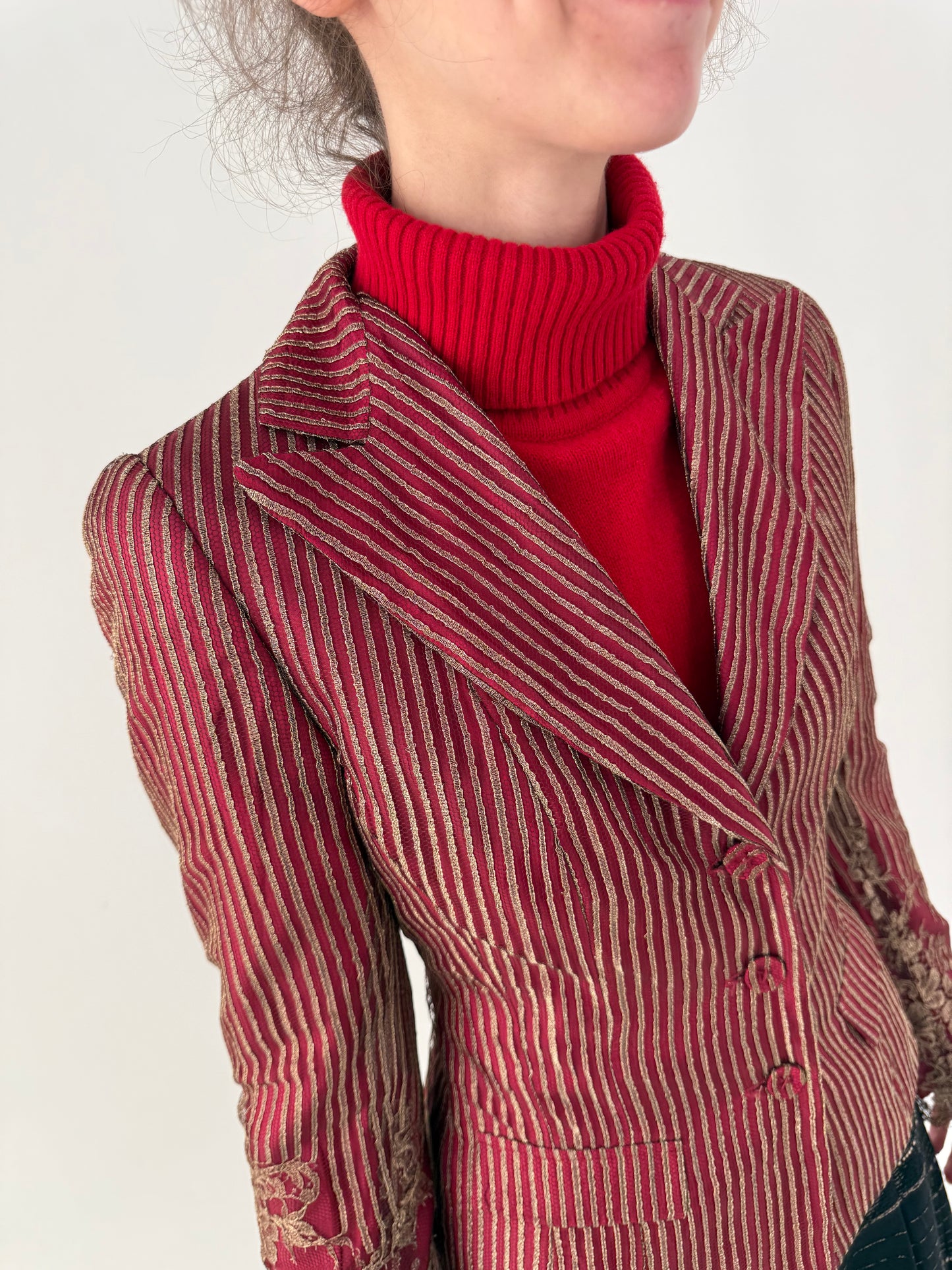 Sacou ultra luxury prețios Talbot Runhof cu bază de mătase și dantelă chantily