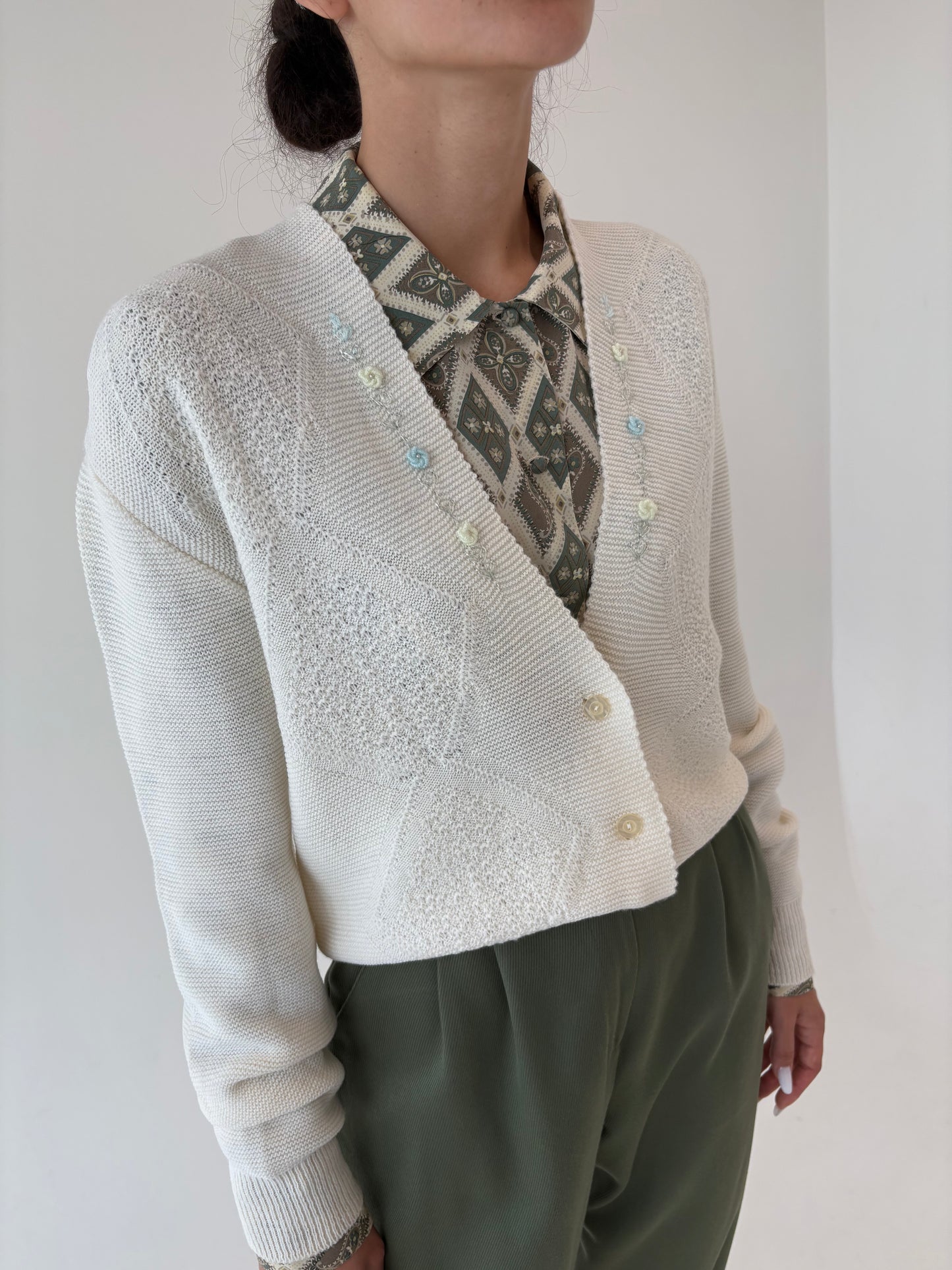 Cardigan vintage bijterie cu broderie manuală excepțională 3D