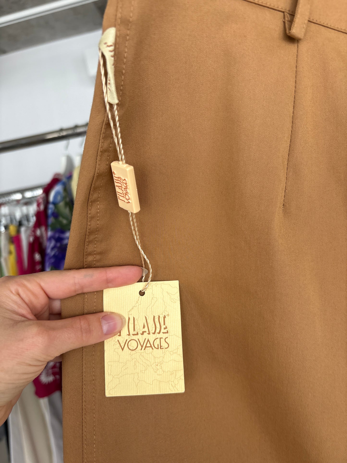 Fustă de brand luxury italian Alviero Martini Safari nouă cu etichetă din canvas camel