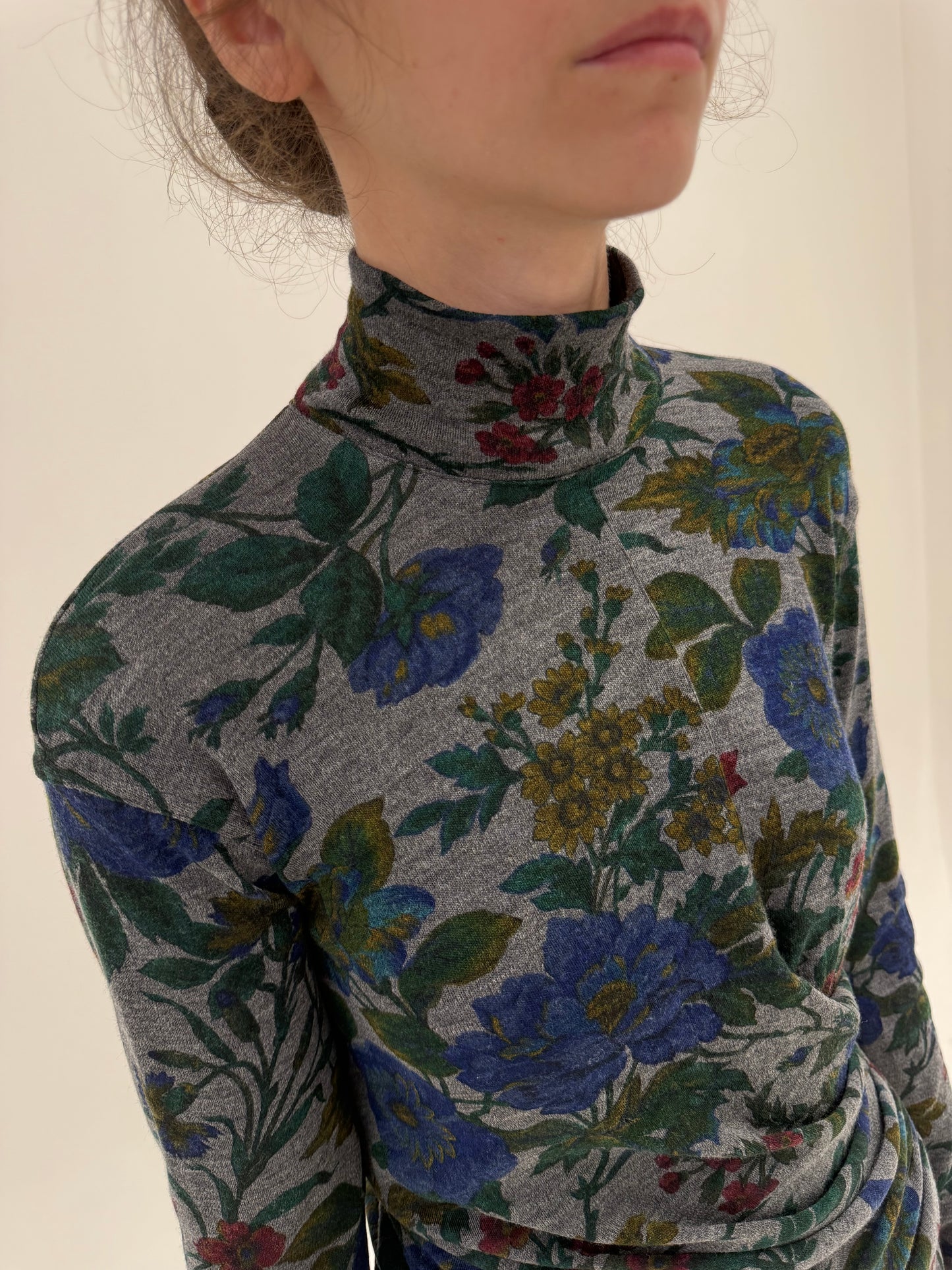 Maleta Sportmax Max Mara cambrata cu fronseuri din lana extrafina