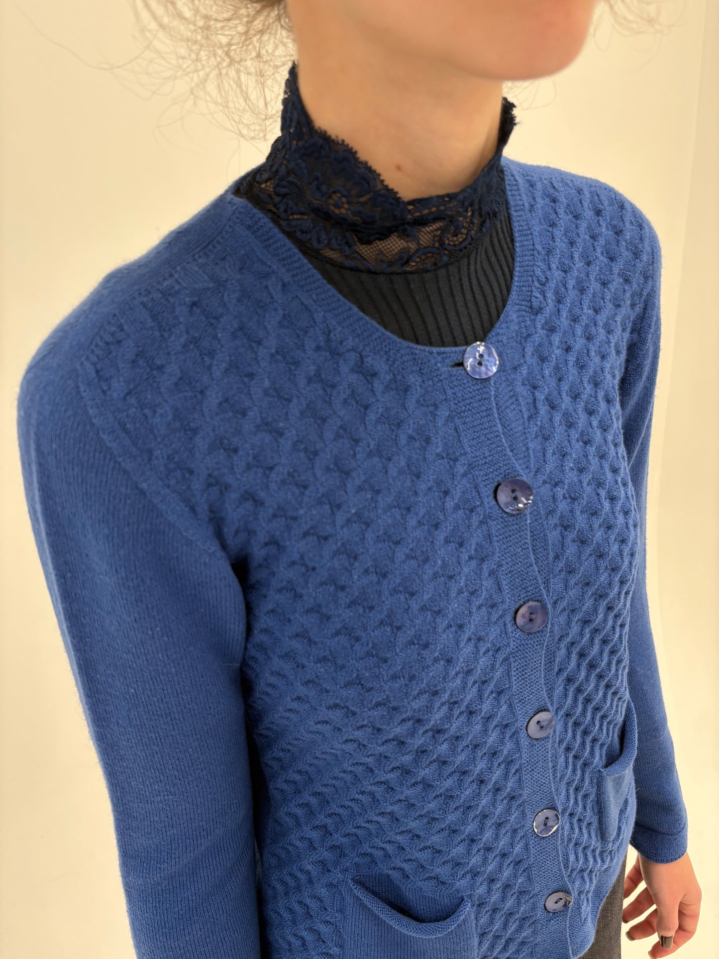 Cardigan gros de gramaj mare albastru ciel din lana merino extrafina