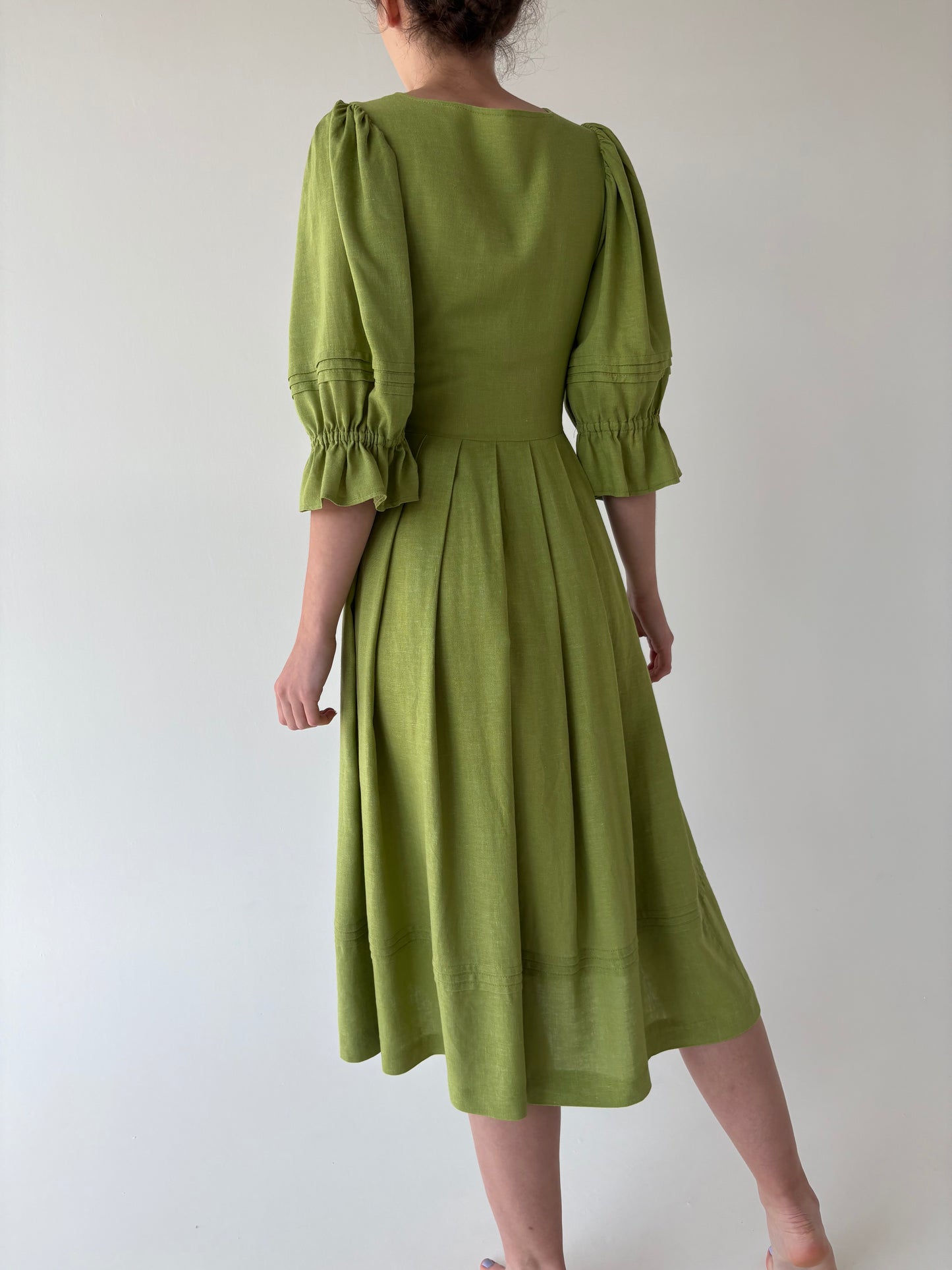 Rochie vintage seaweed green din in moale excepțional cu corsaj