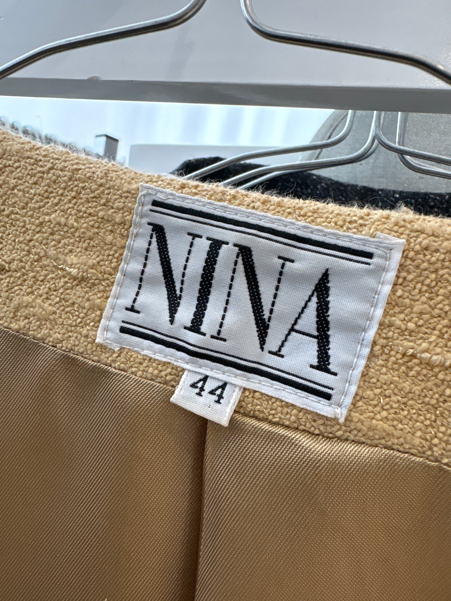 Sacou camel din pânză de bumbac cu mătase naturală în croi minimalist