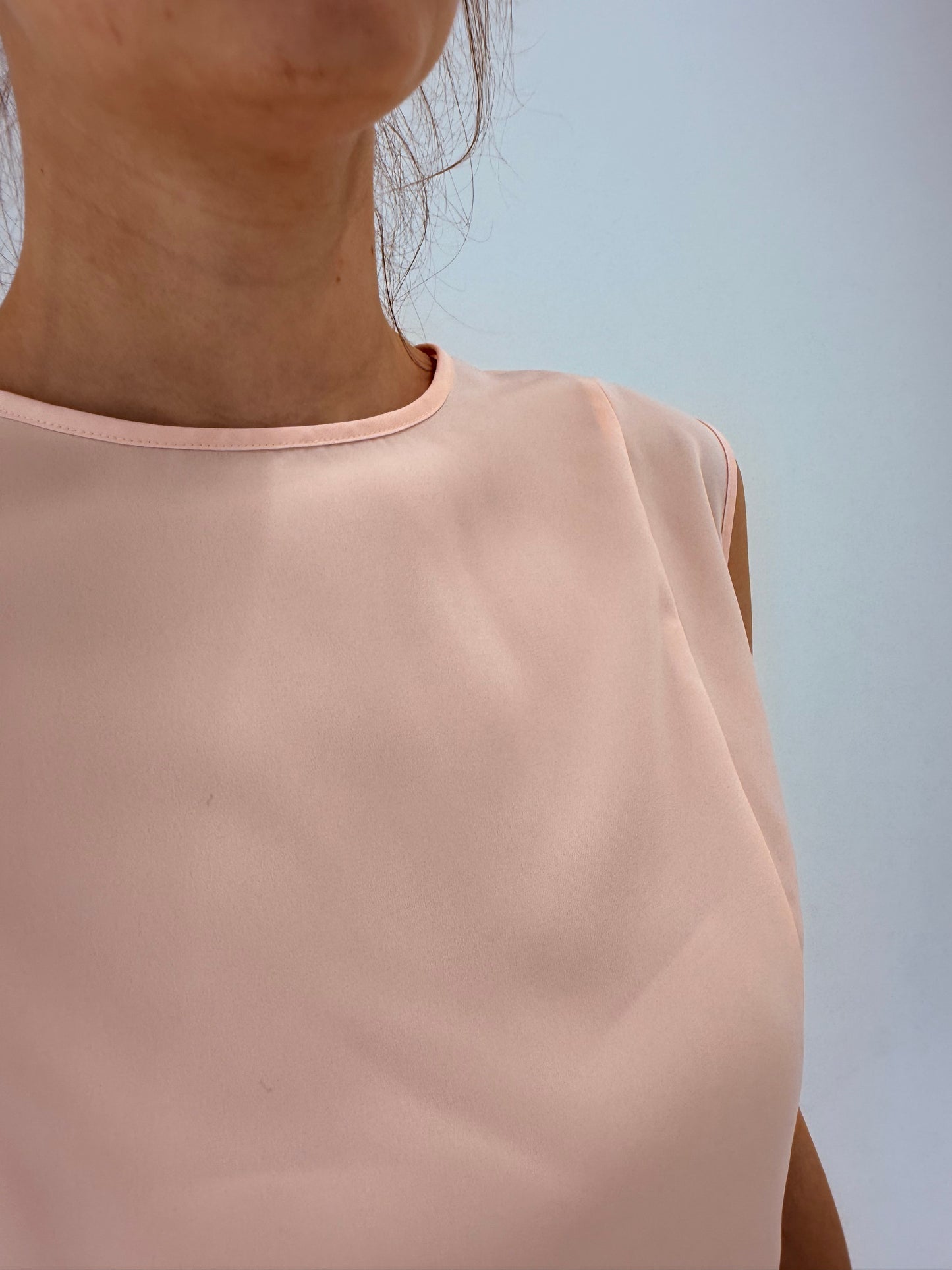 Top cambrat vintage powder Pink cu nasturi la spate
