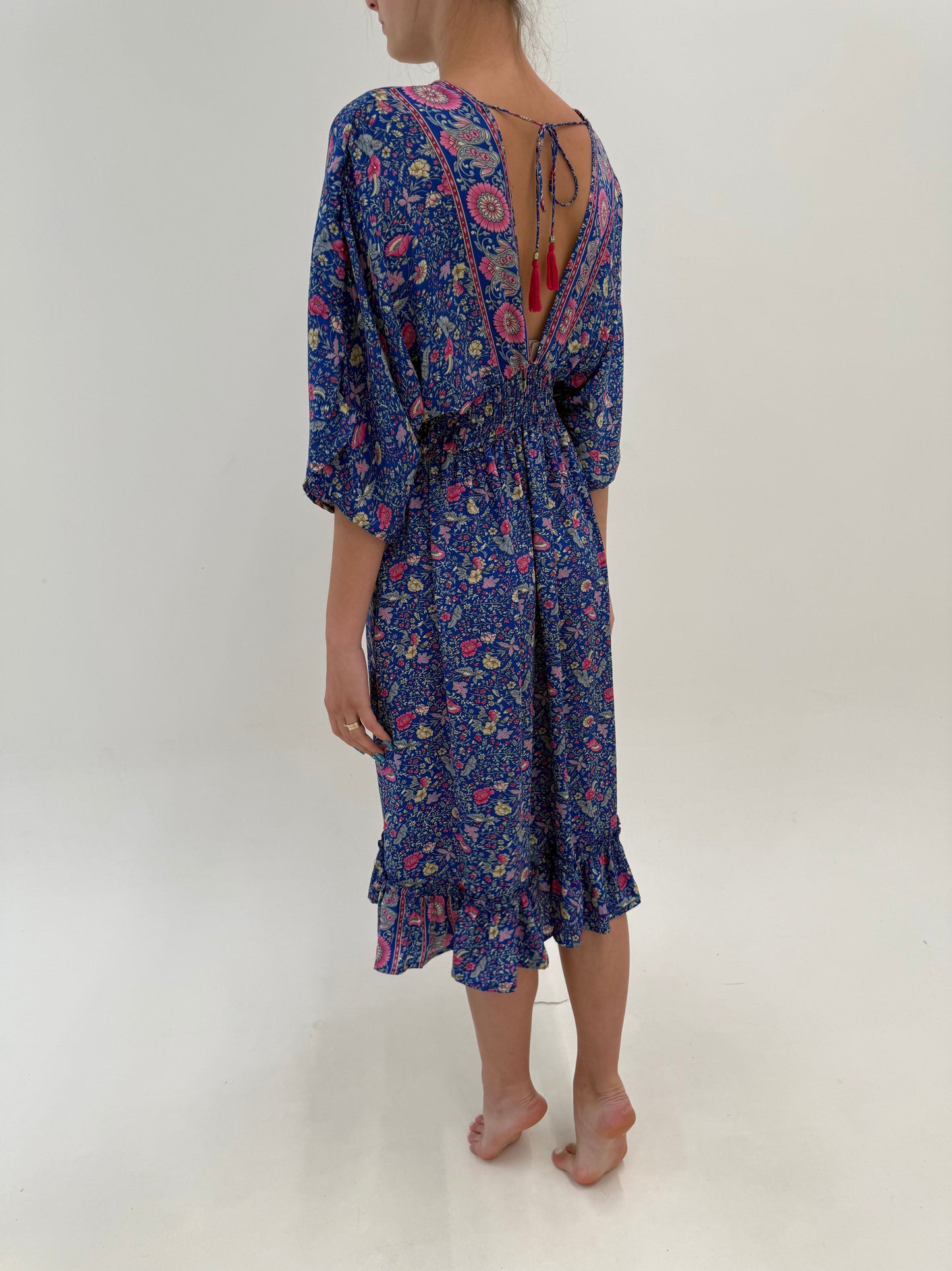 Rochie boho din mătase naturală în culori superbe și croi lejer cu talie elastică