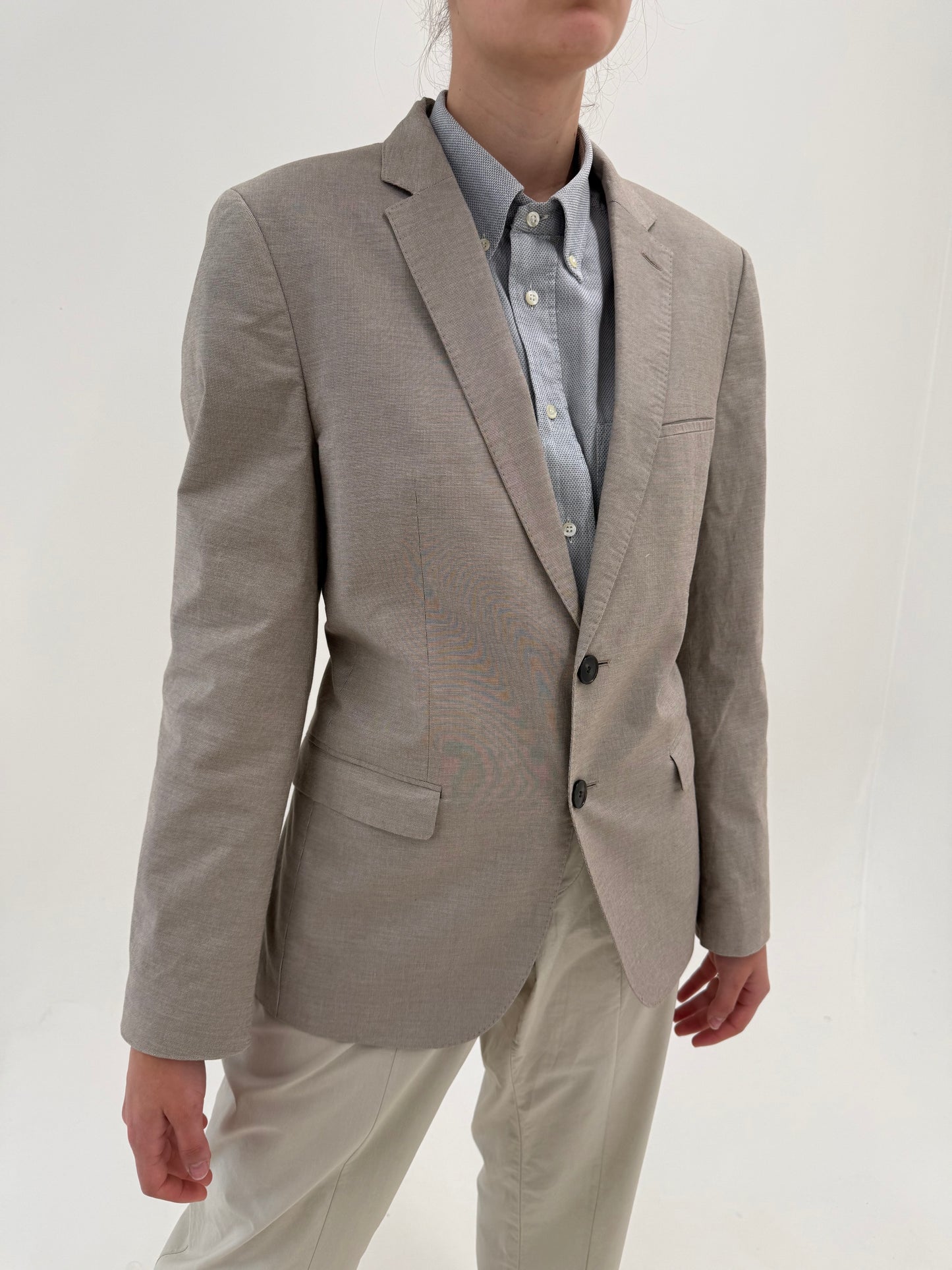Sacou Hugo Boss de vară în croi actual warm gray tall