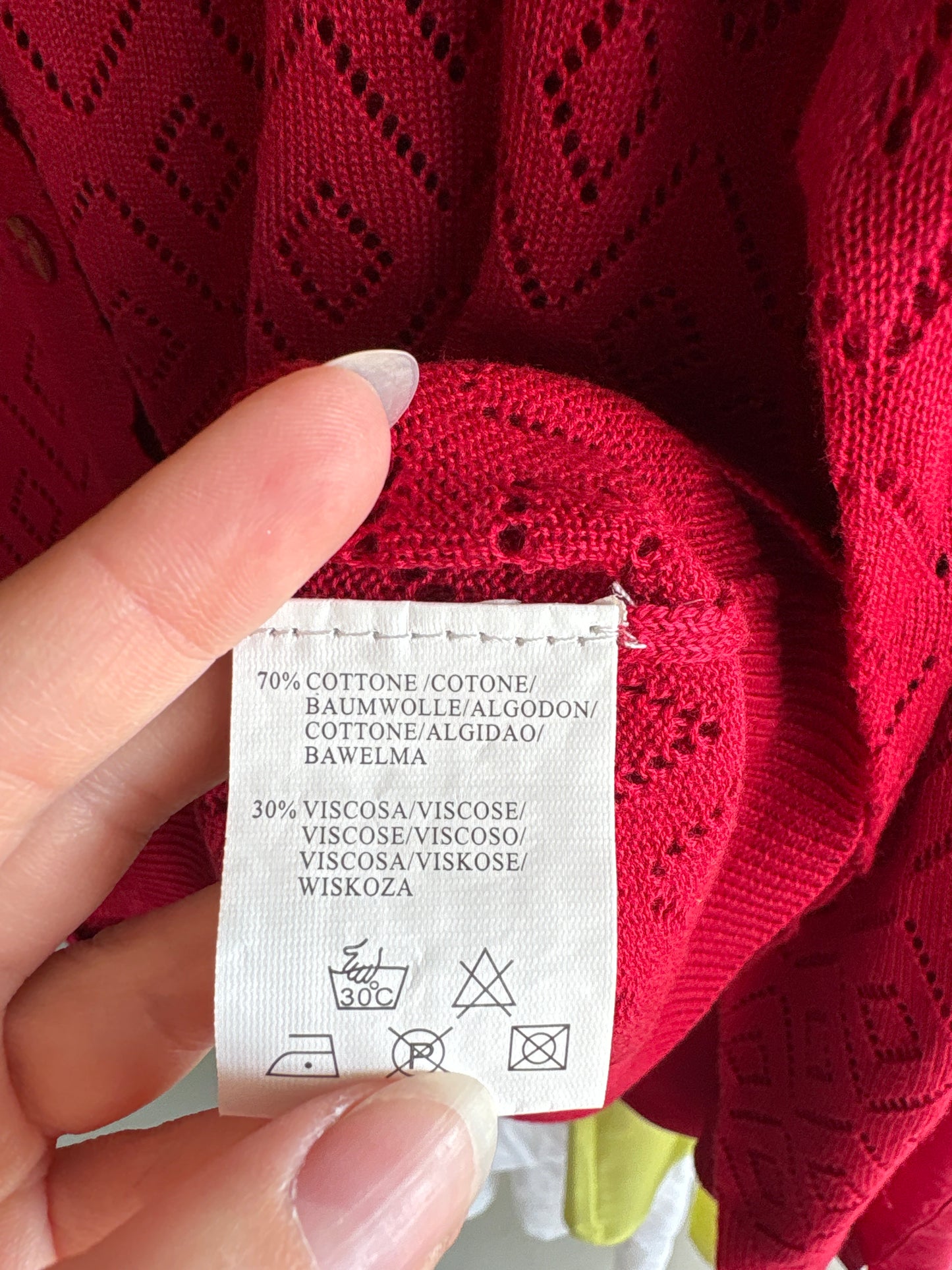 Cardigan dantelat tip macrame ruby red din bumbac și vascoza