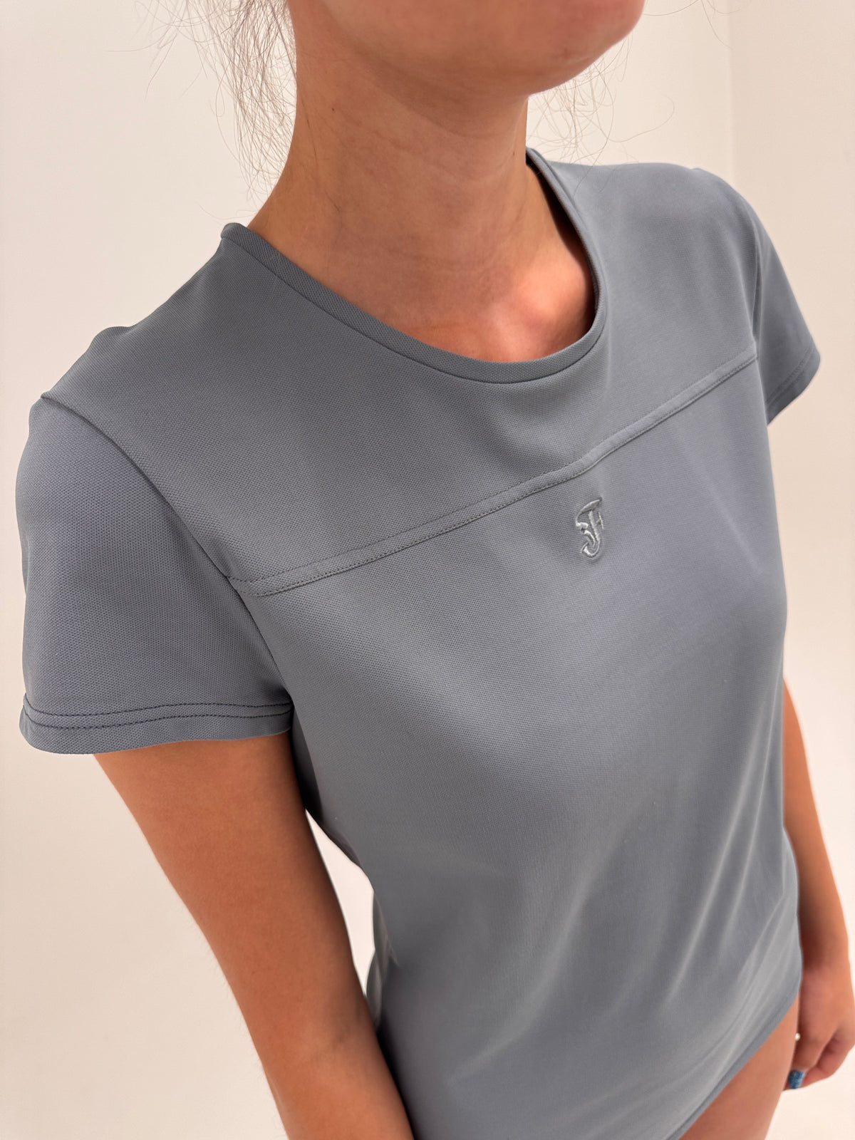 Top Gianfranco Ferre vintage cambrat silver gray din material tehnic pique