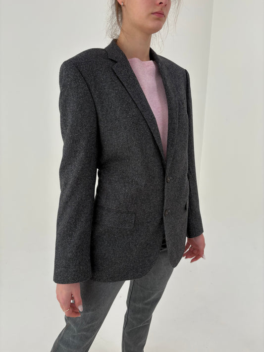 Sacou tall Hugo Boss din lana extrafin melanj în nuanțe de gri și croi actual