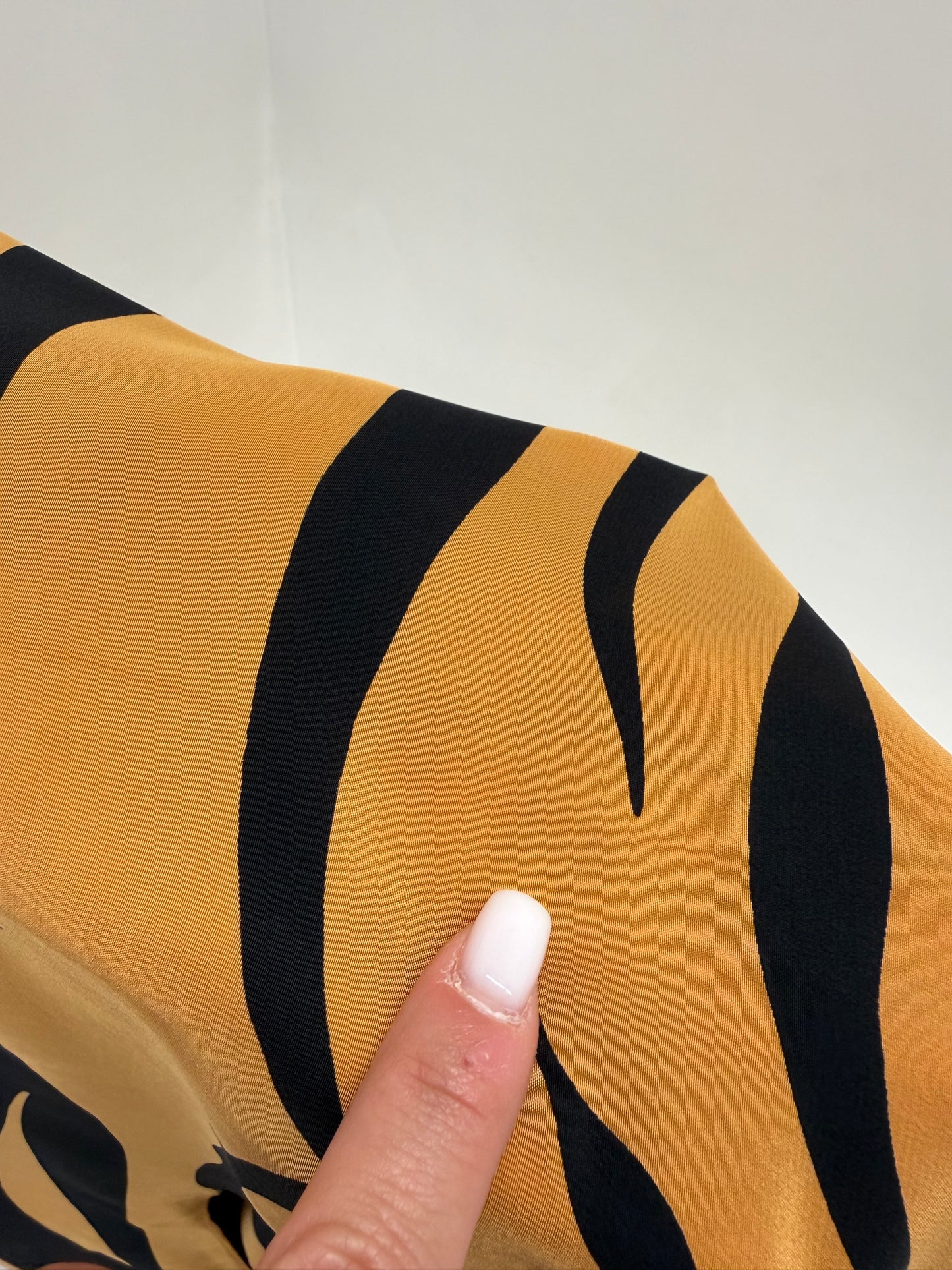 Rochie mini Genny ultra luxury din mătase naturală cu animal print stilizat