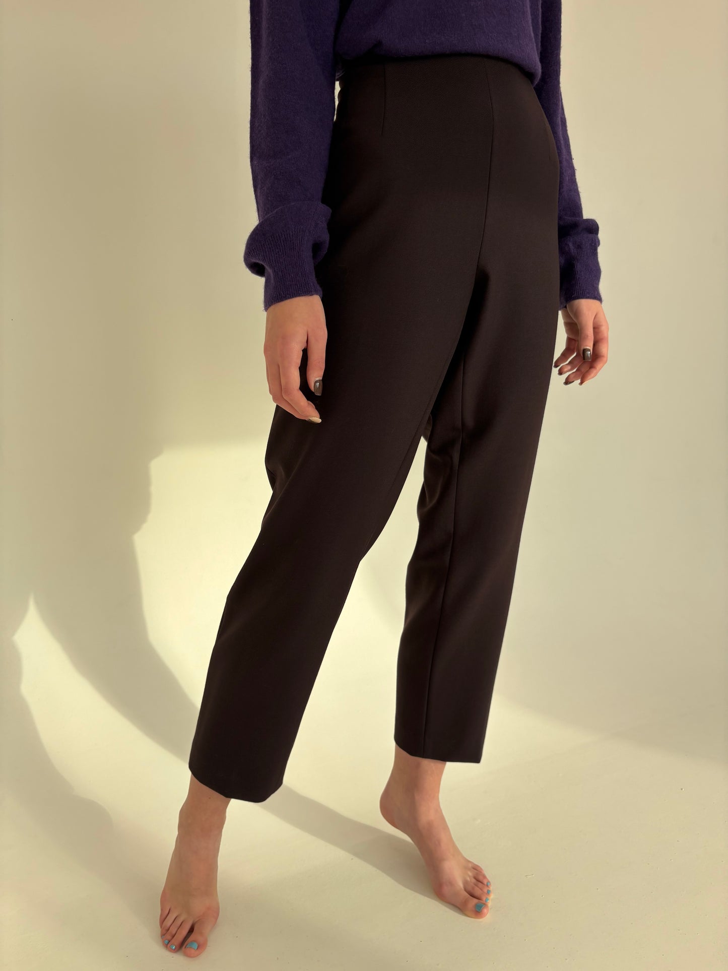 Pantaloni dark violet de brand luxury plus size Elena Miro în croi țigaretă